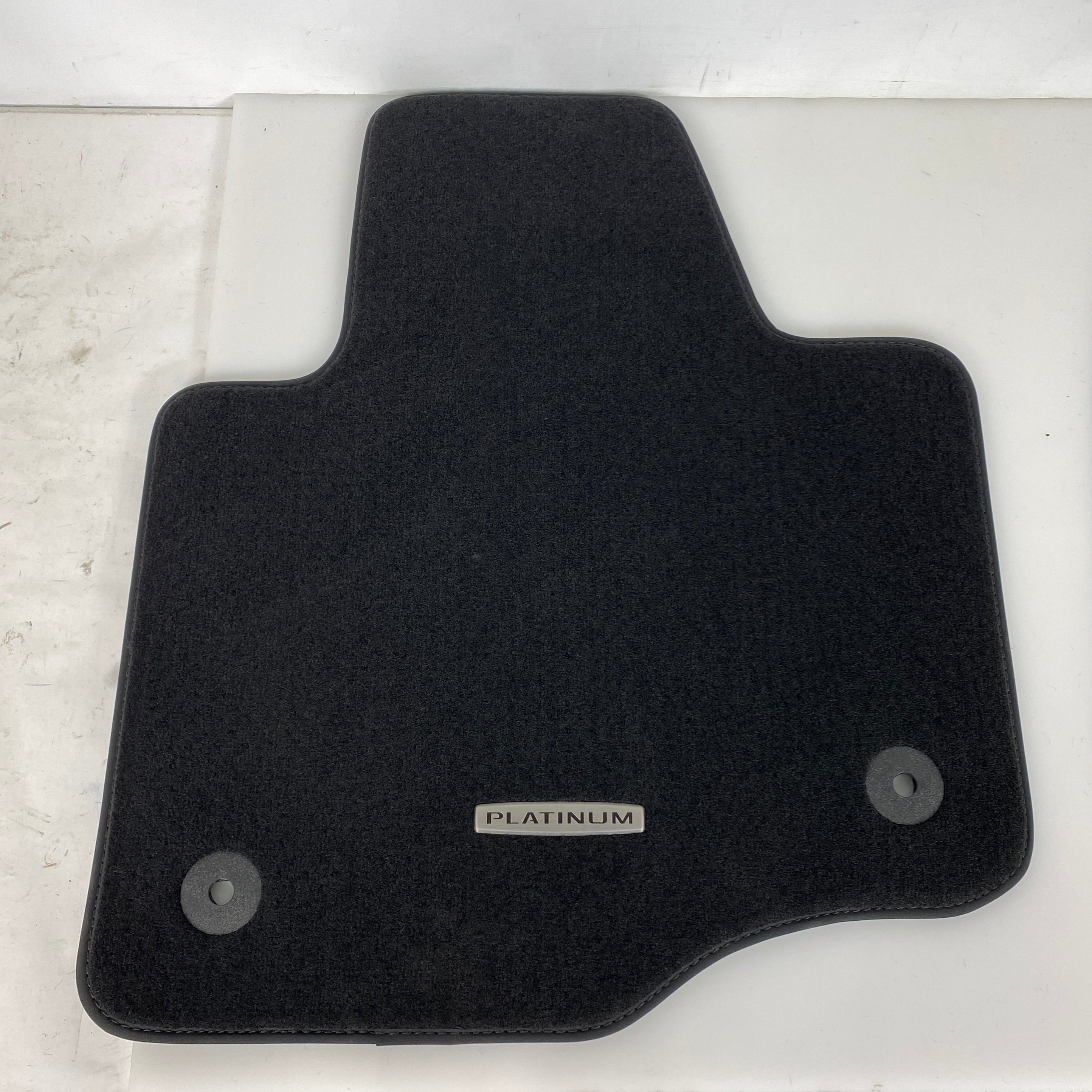 Set of 4 Ford Expedition Platinum Floormats