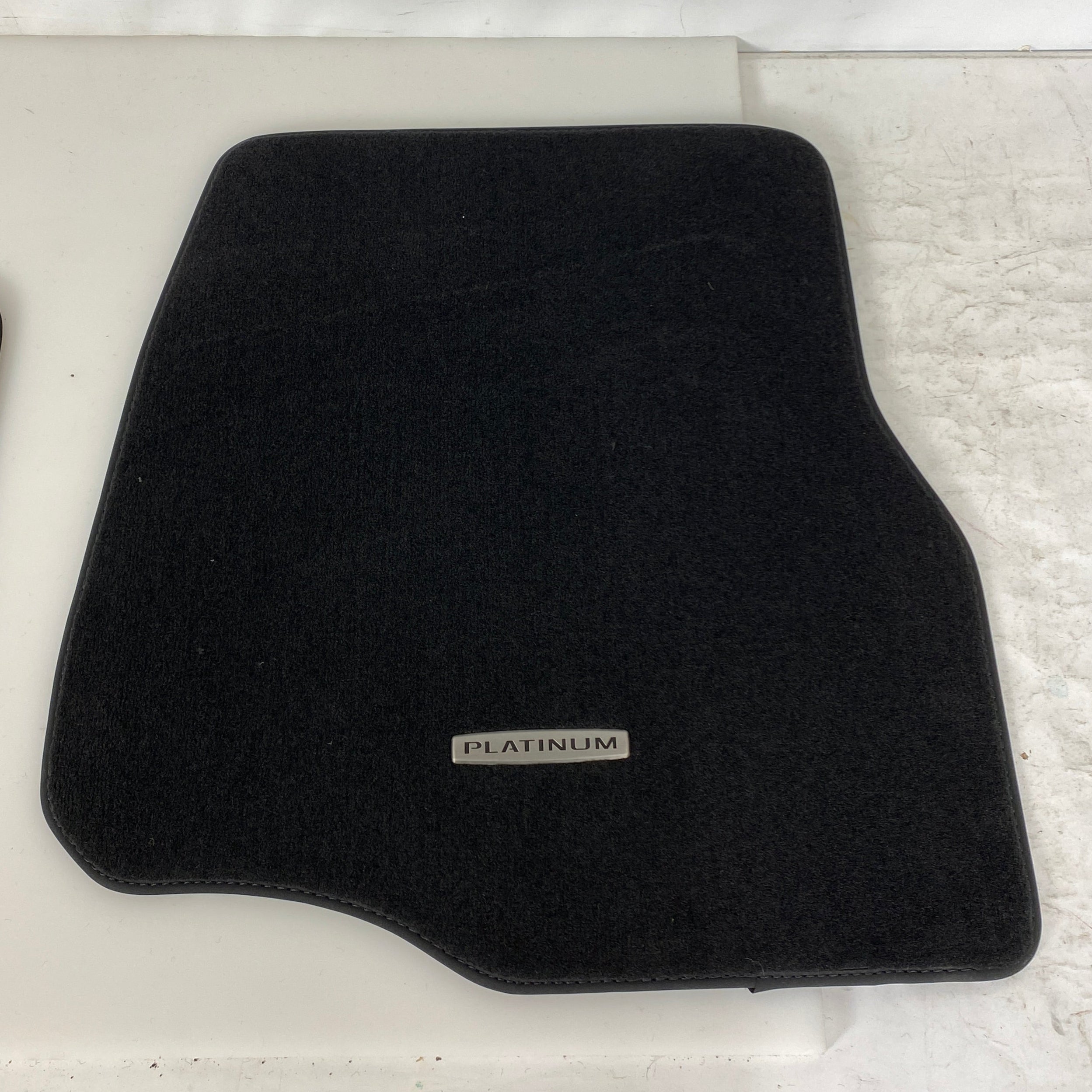 Set of 4 Ford Expedition Platinum Floormats