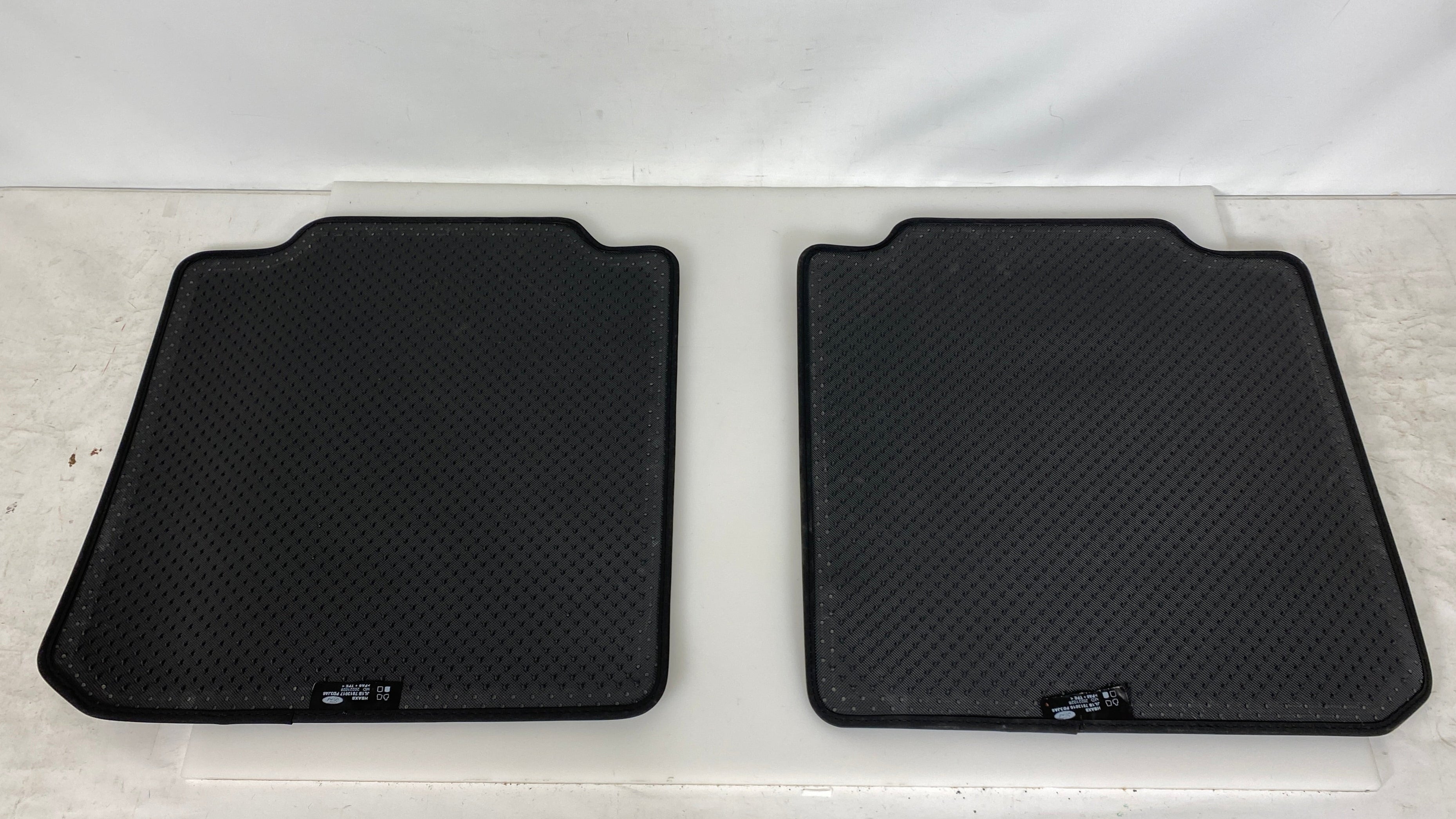 Set of 4 Ford Expedition Platinum Floormats