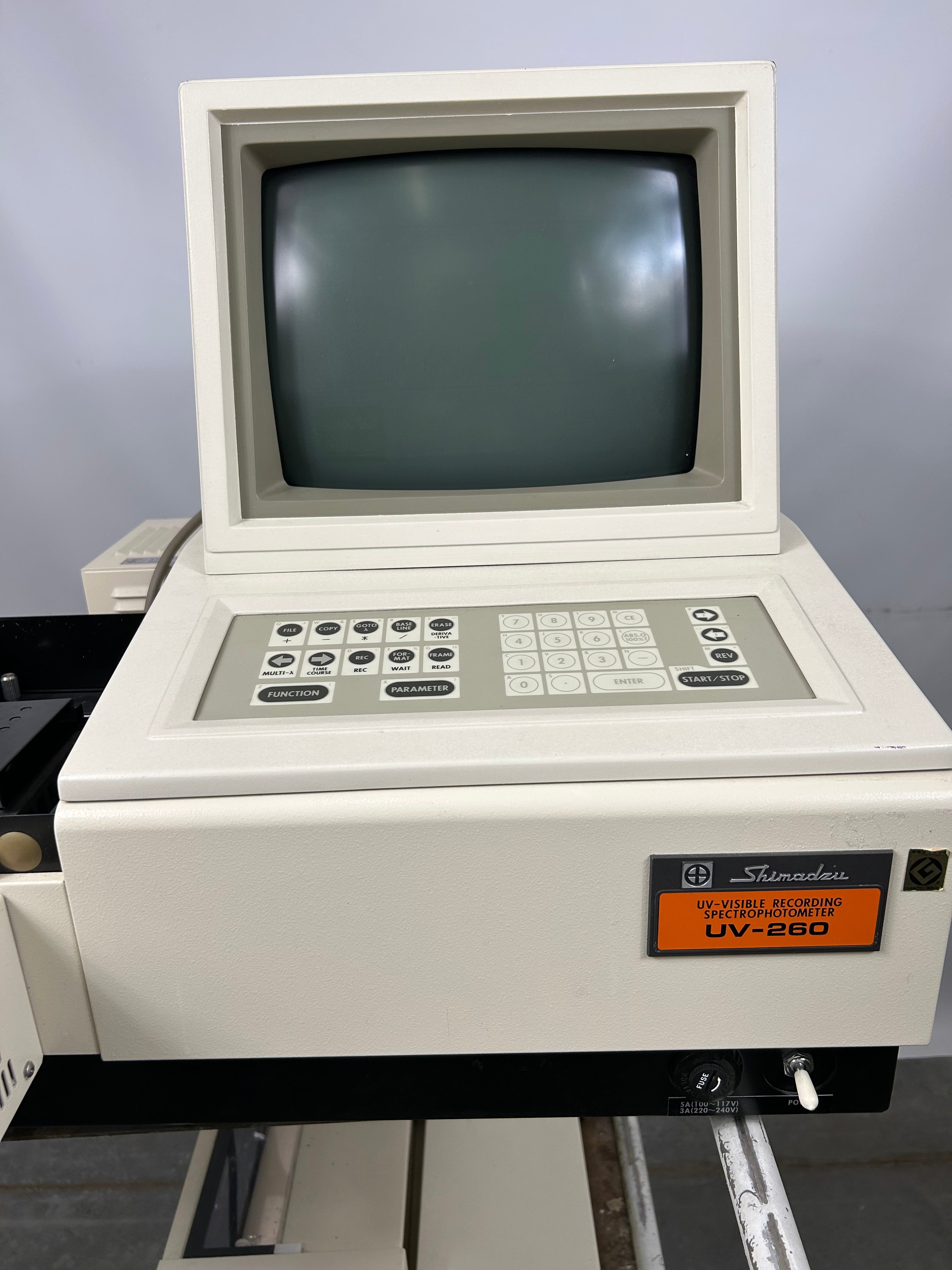 Shimadzu UV-260 UV-VIS Spectrophotometer with CPS-260 Controller