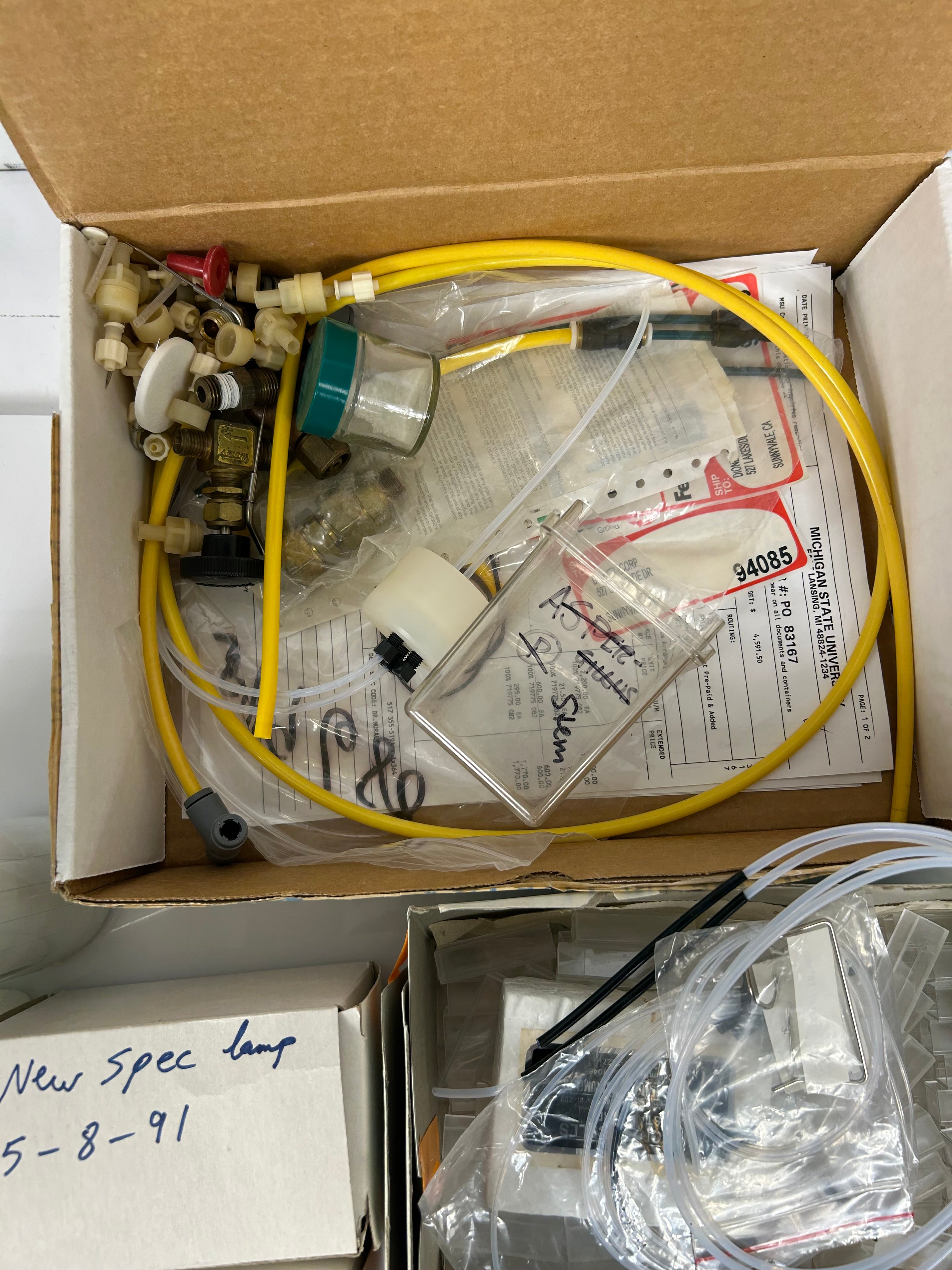 Shimadzu UV-260 UV-VIS Spectrophotometer with CPS-260 Controller