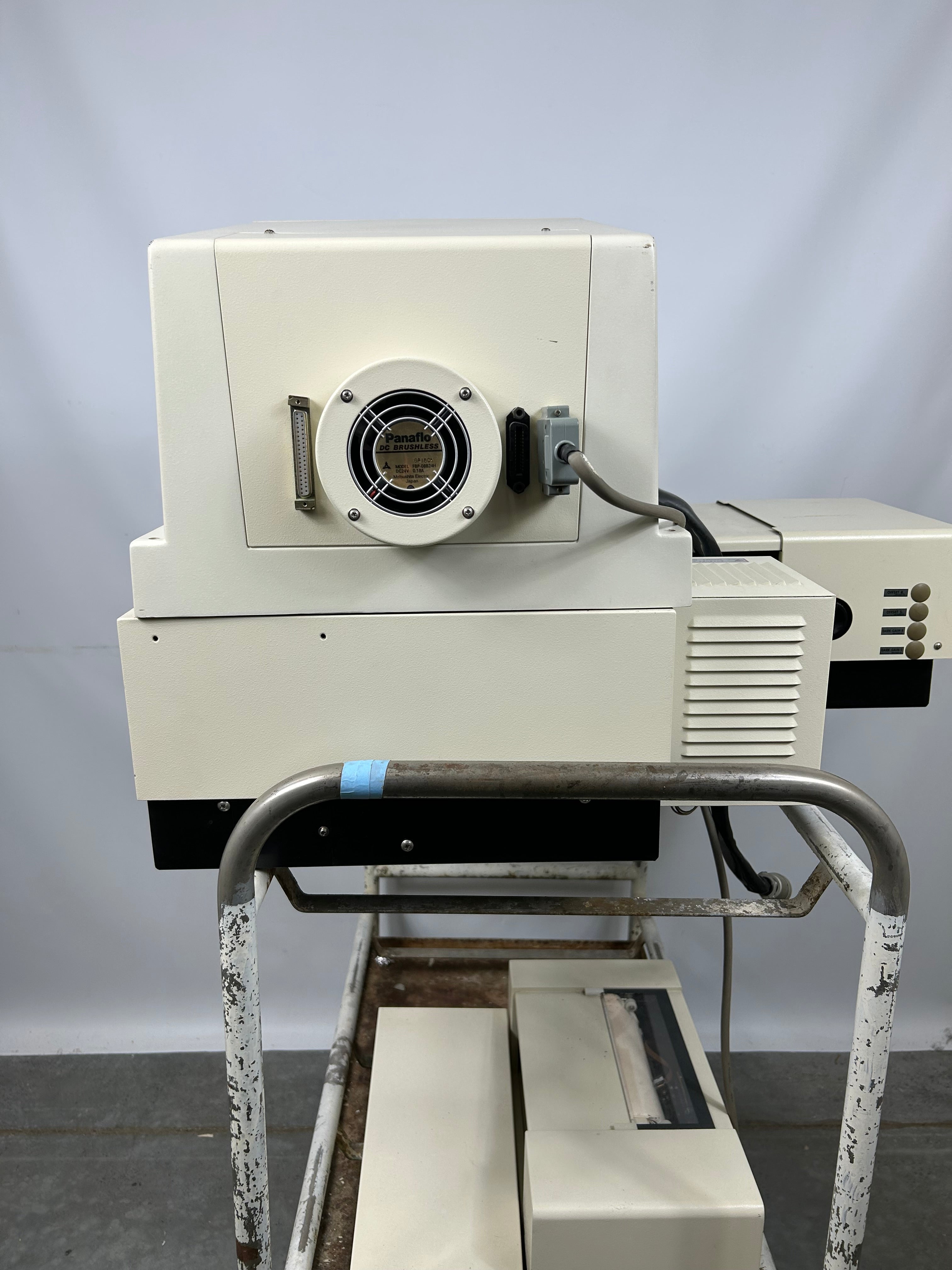 Shimadzu UV-260 UV-VIS Spectrophotometer with CPS-260 Controller