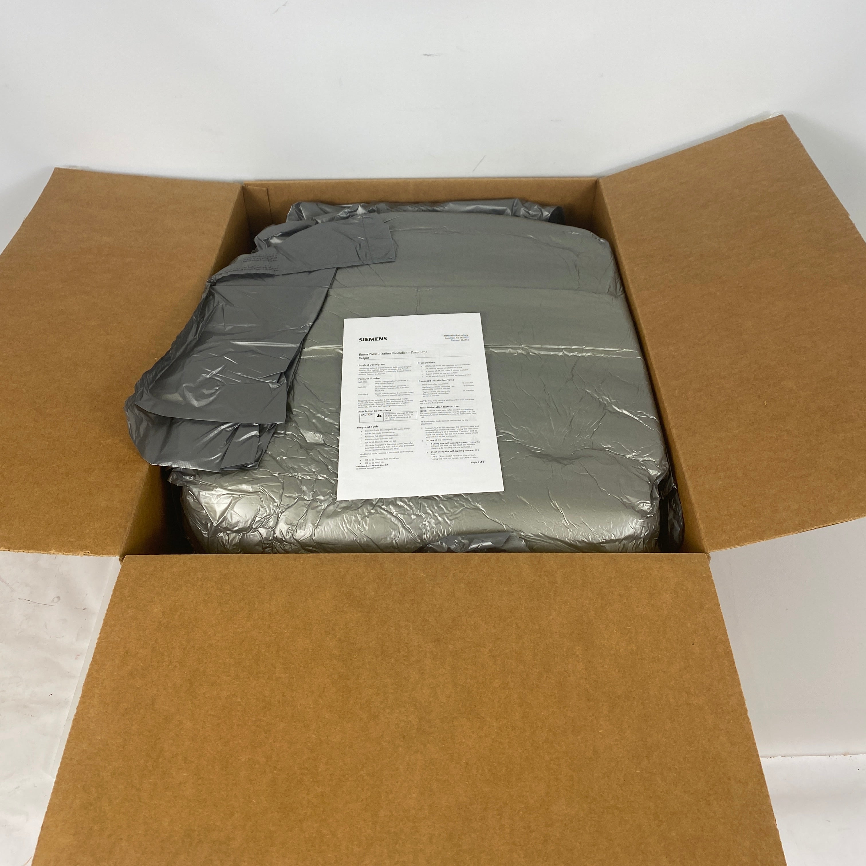 Siemens #540-716 Room Pressurization Controller Pneumatic Output