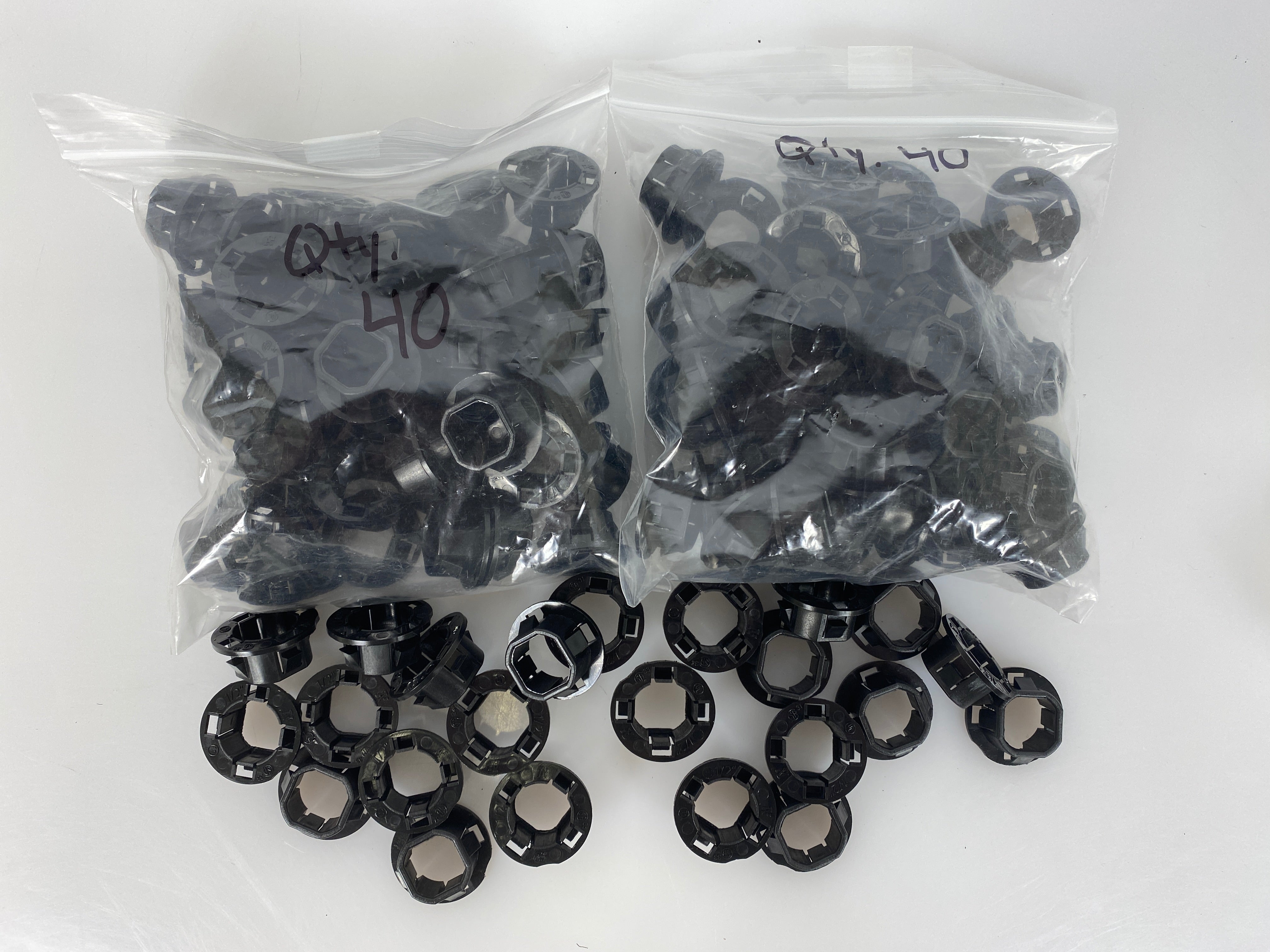 Snap-In Plastic Bushing 3/4" Pack of 104