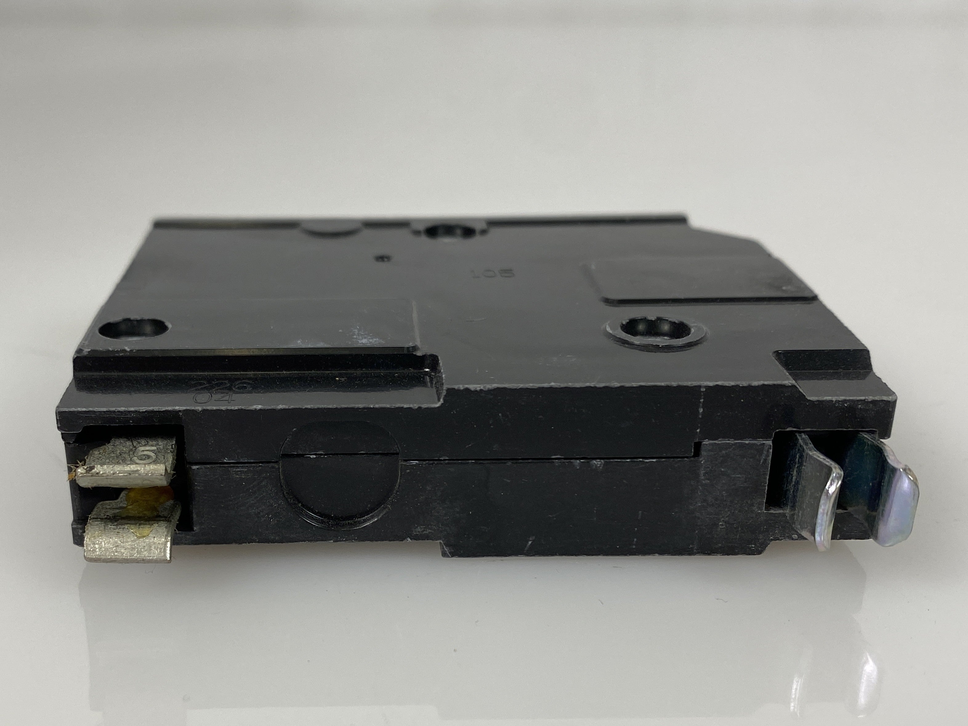 Square D 30 Amp Single Pole Breaker Pack of 24