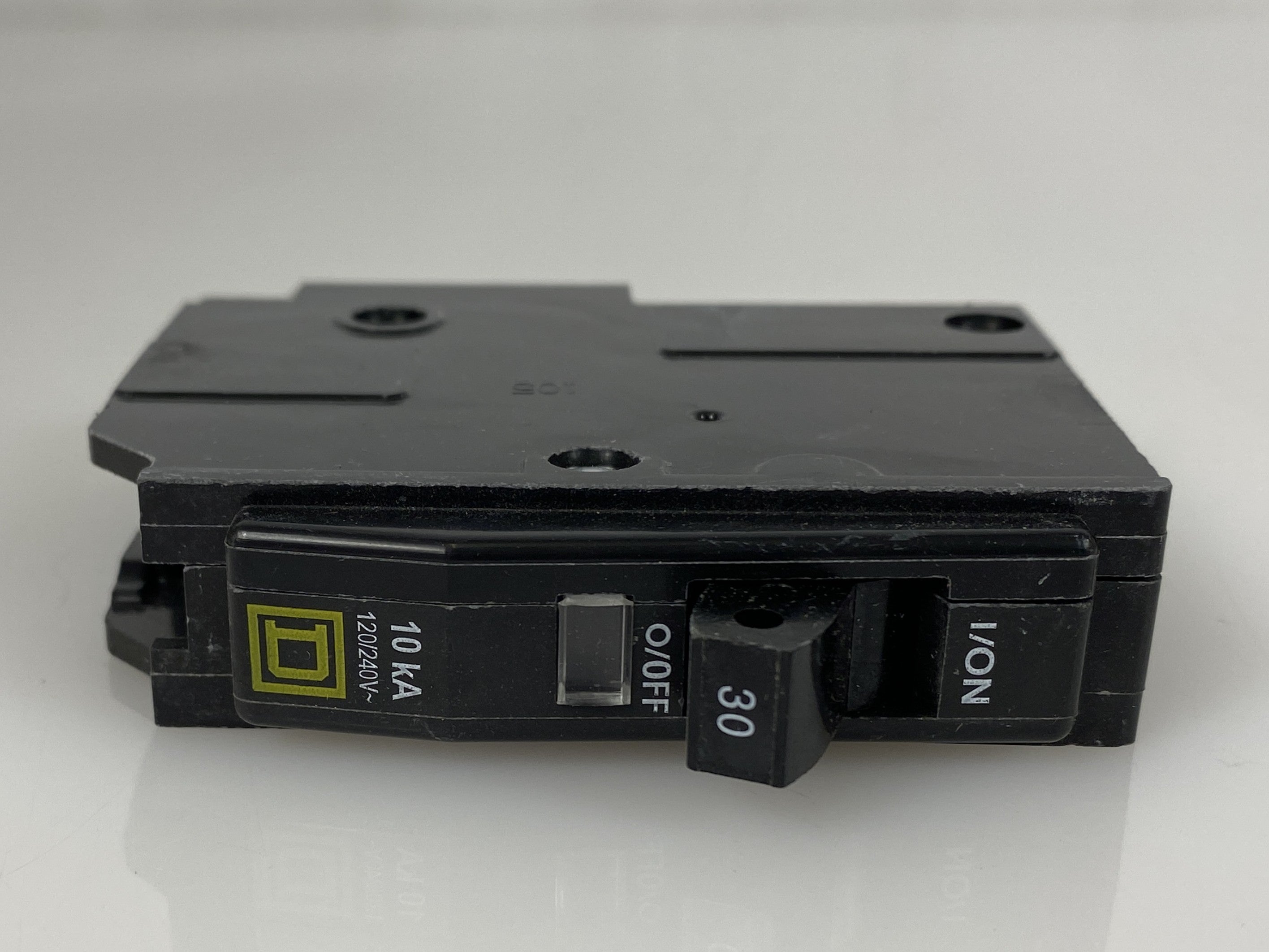 Square D 30 Amp Single Pole Breaker Pack of 24