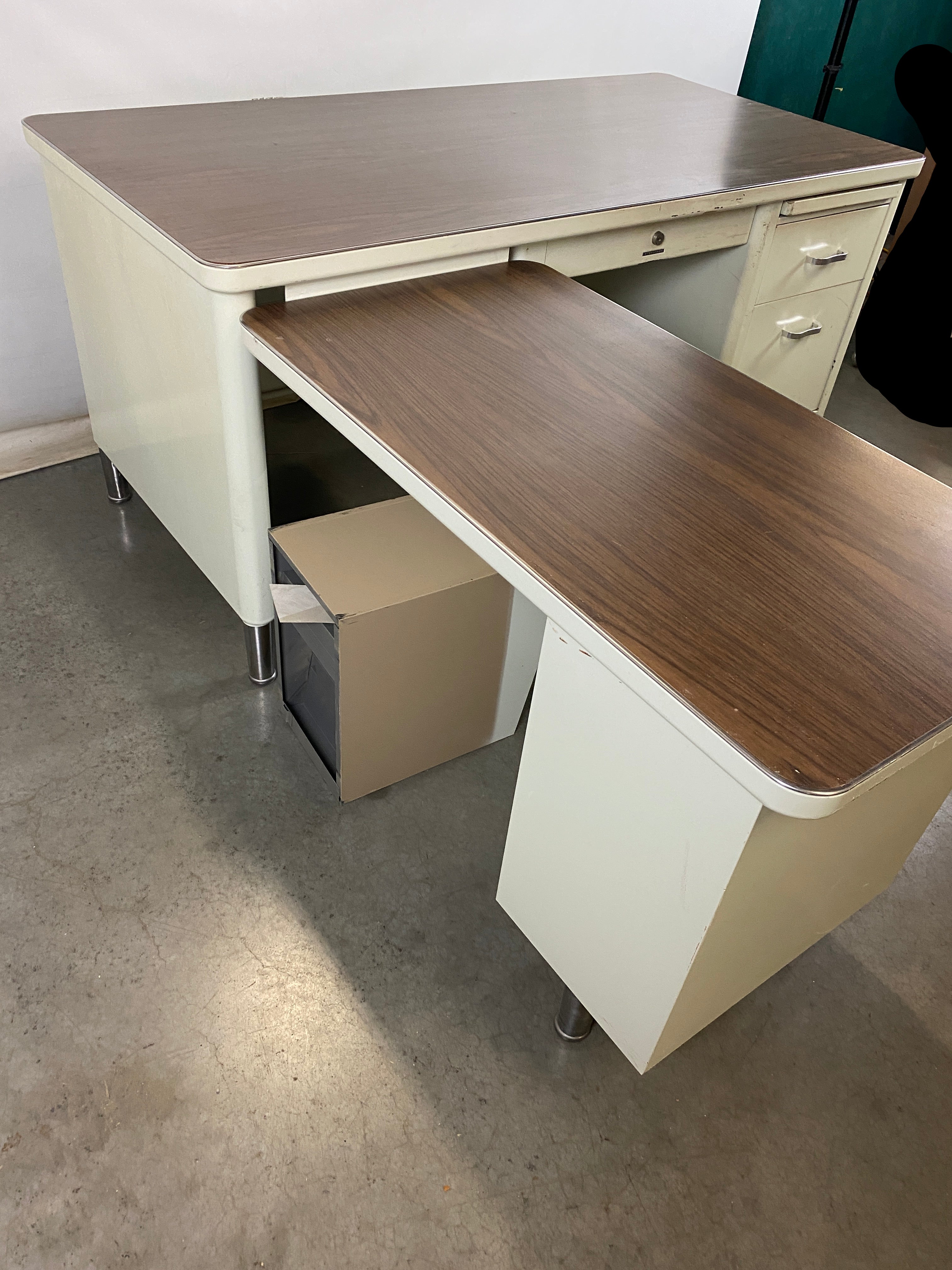 Steelcase White Tanker Desk w/ Wood Grain Top