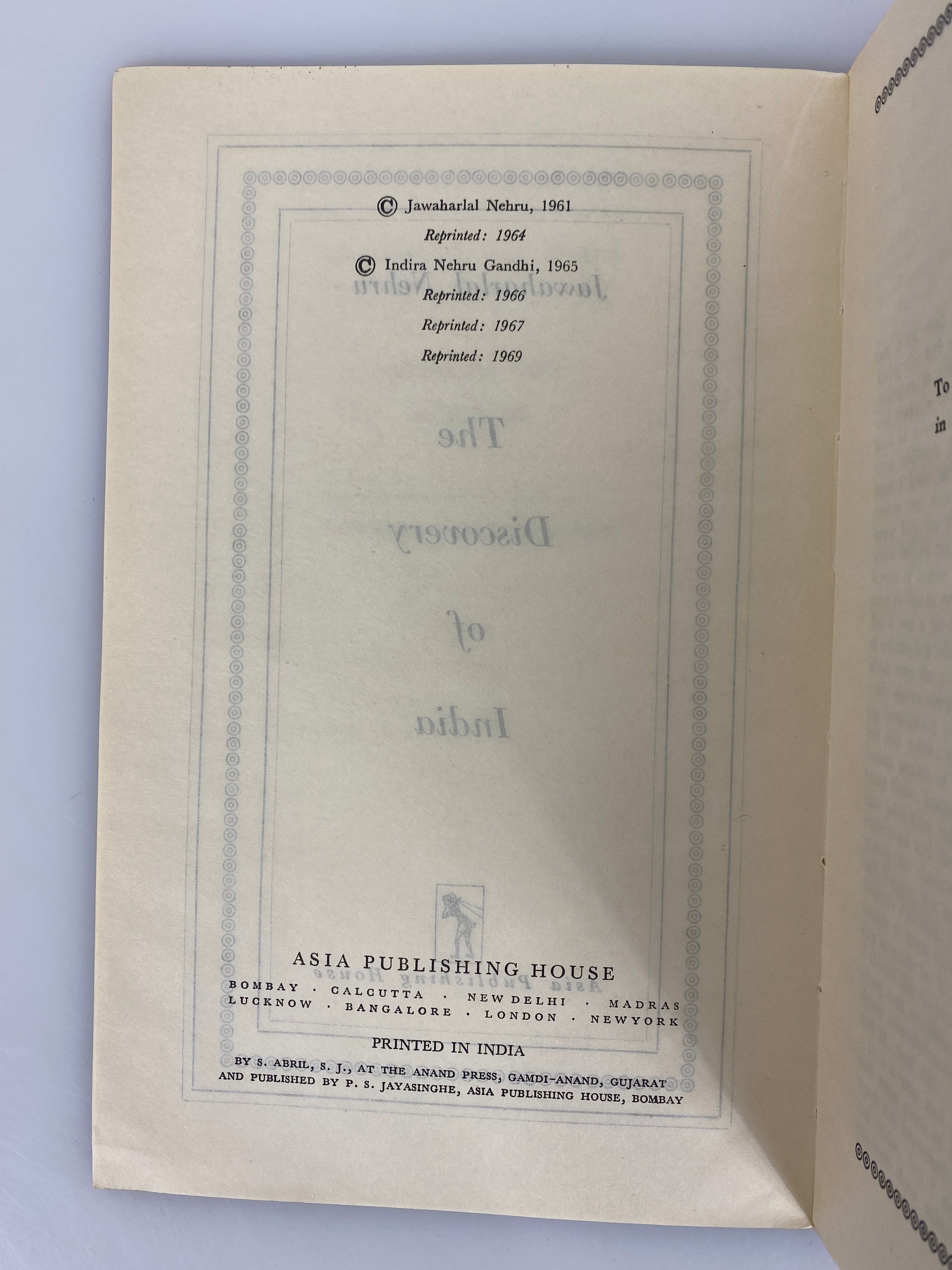The Discovery of India by Nehru Reprinted 1969 Vintage SC