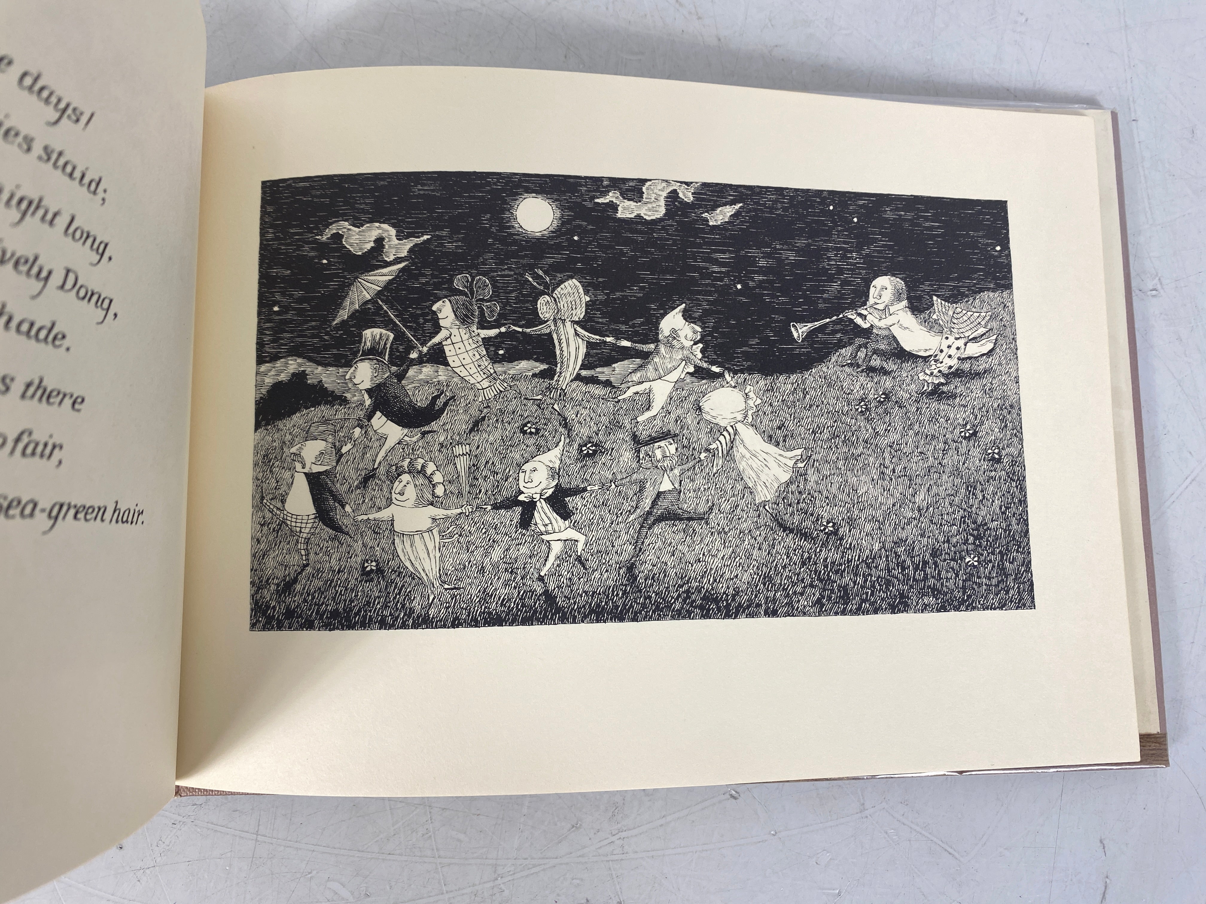 The Dong with a Luminous Noise Edward Lear Gorey HC Ex Library