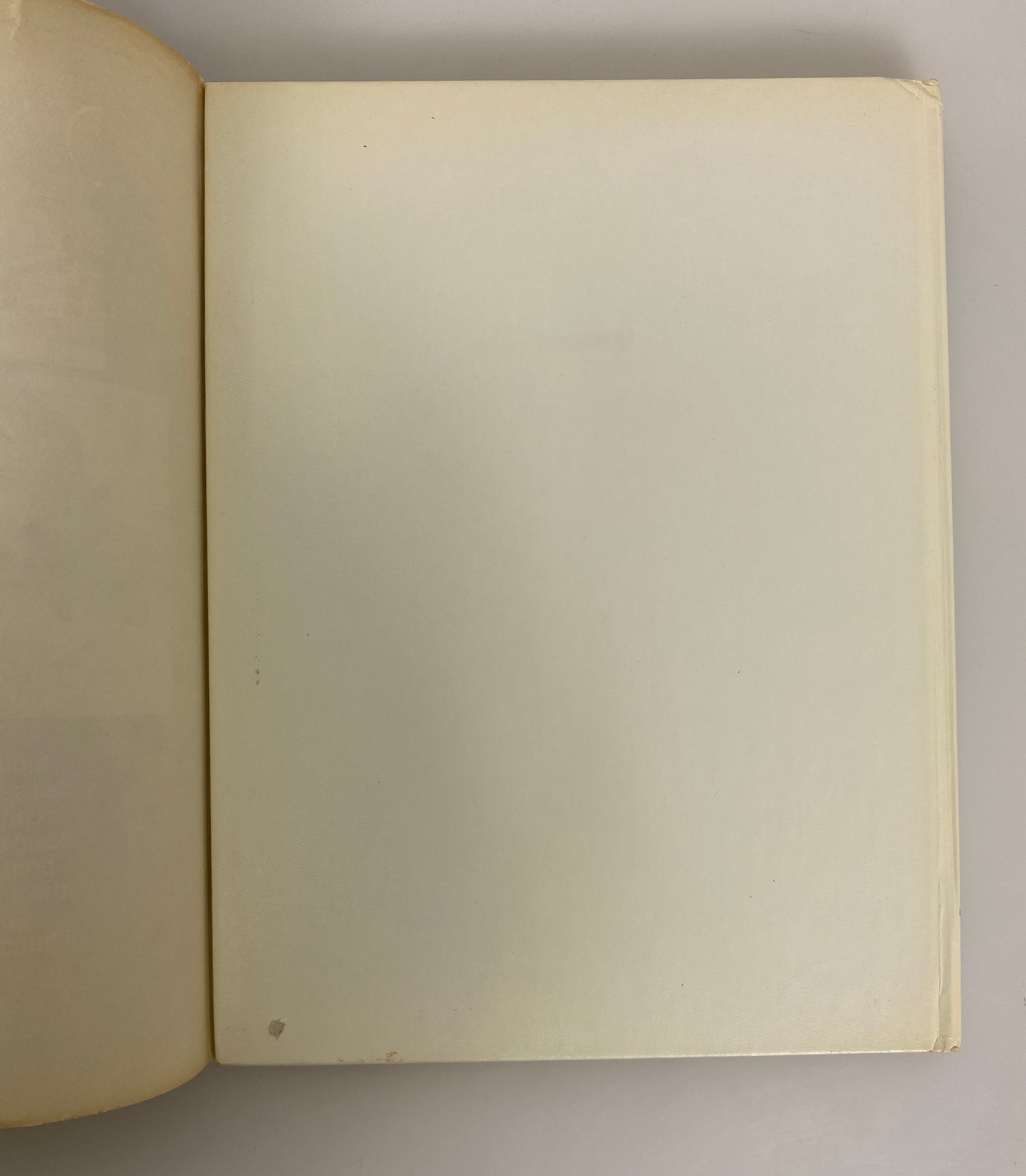 The Family Tennis Book by John & Angie Newcombe 1975 HC DJ