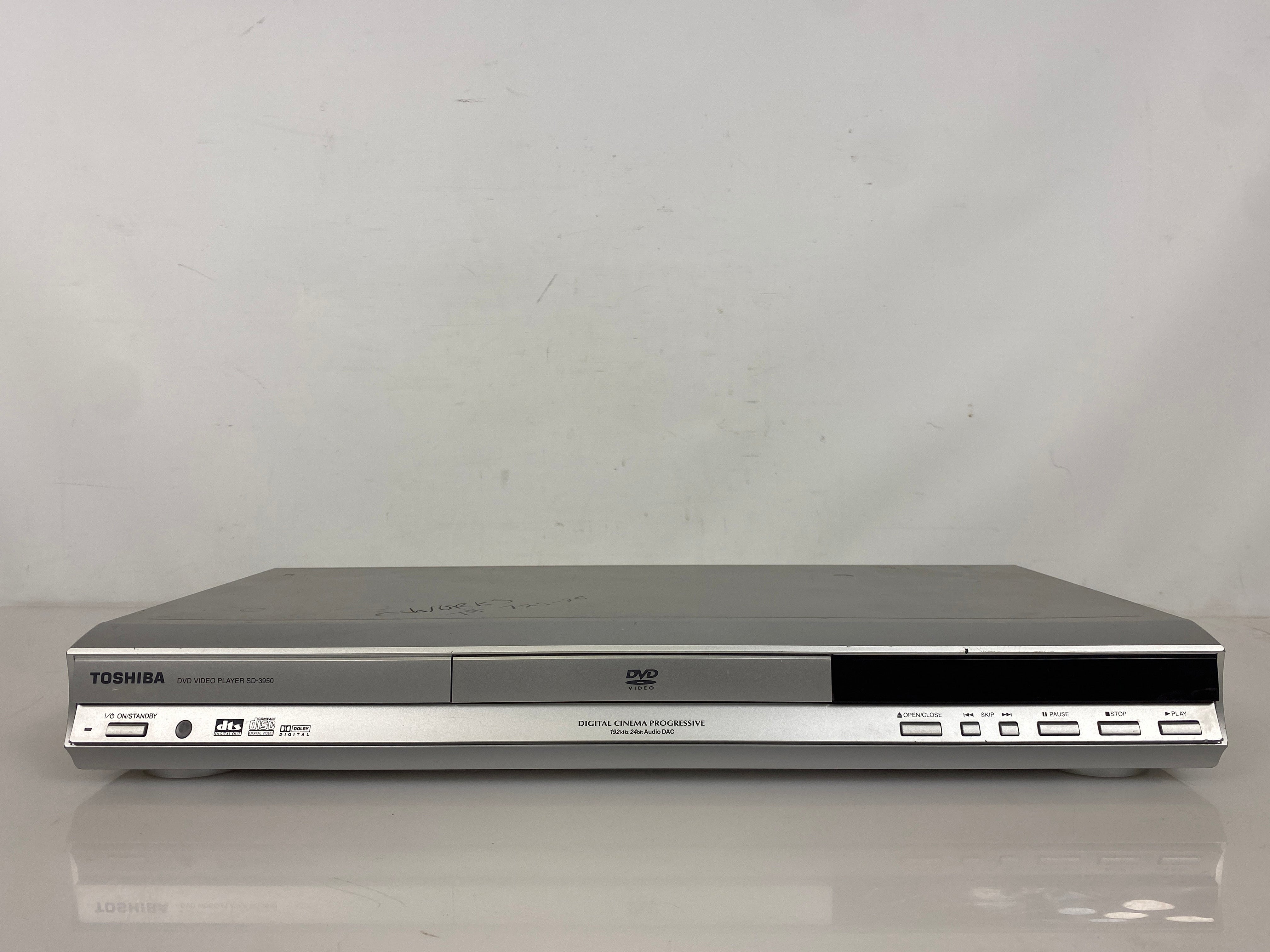 Toshiba SD-3950 Progressive Scan DVD Player