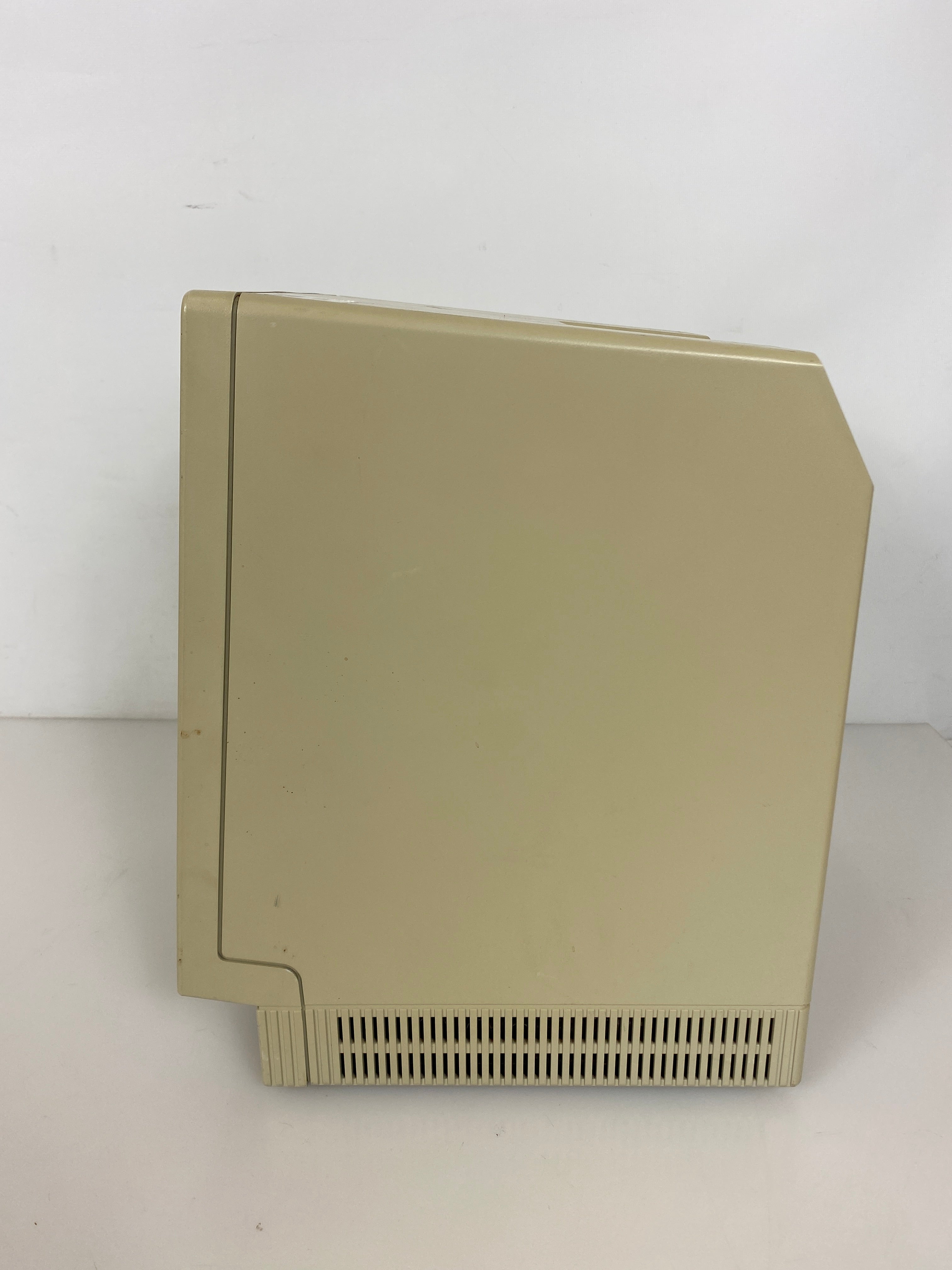 Vintage Apple M5011 SE FDHD Computer