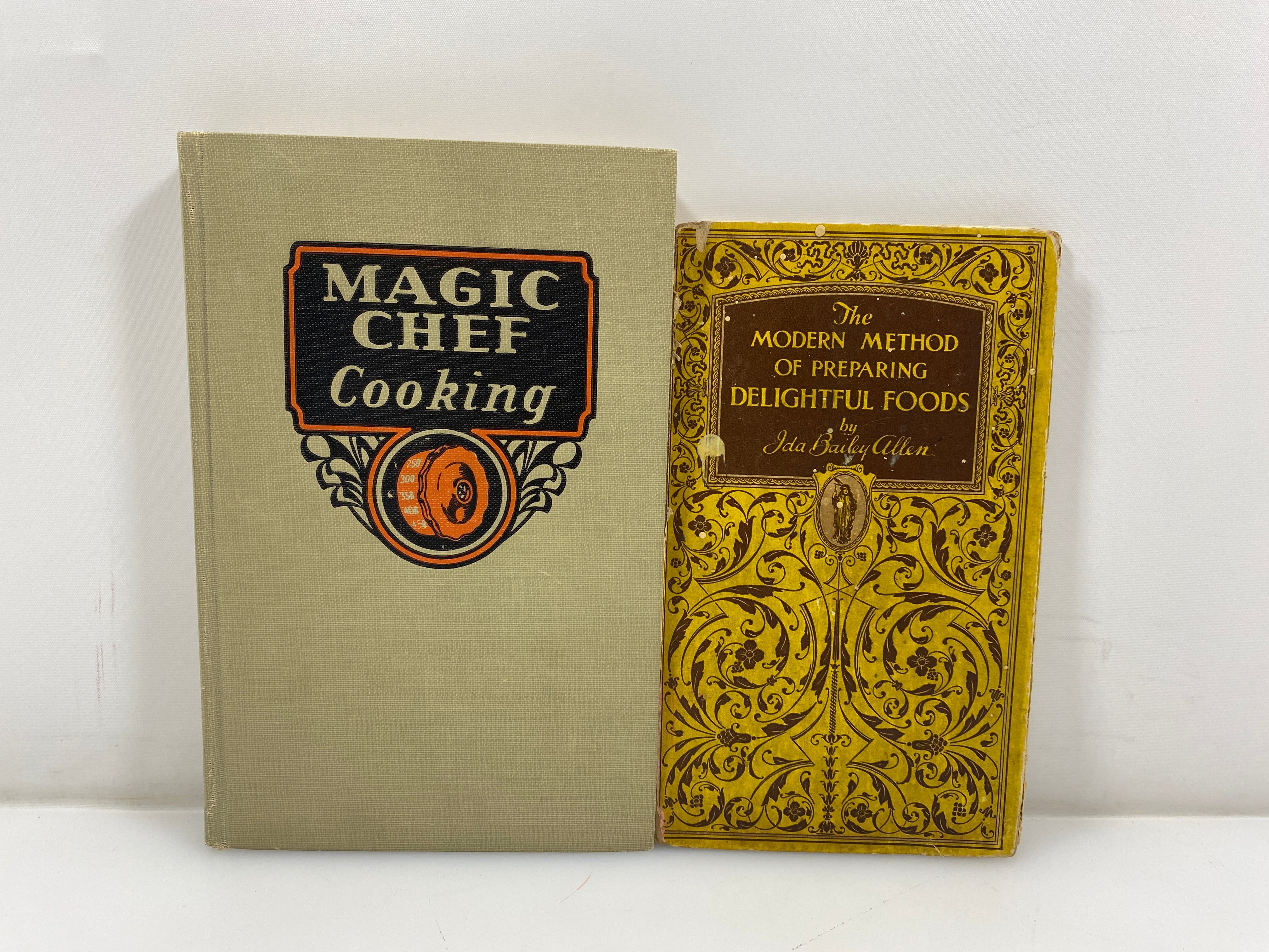 Vintage Cookbooks: Magic Chef/Modern Method of Preparing Delightful Food