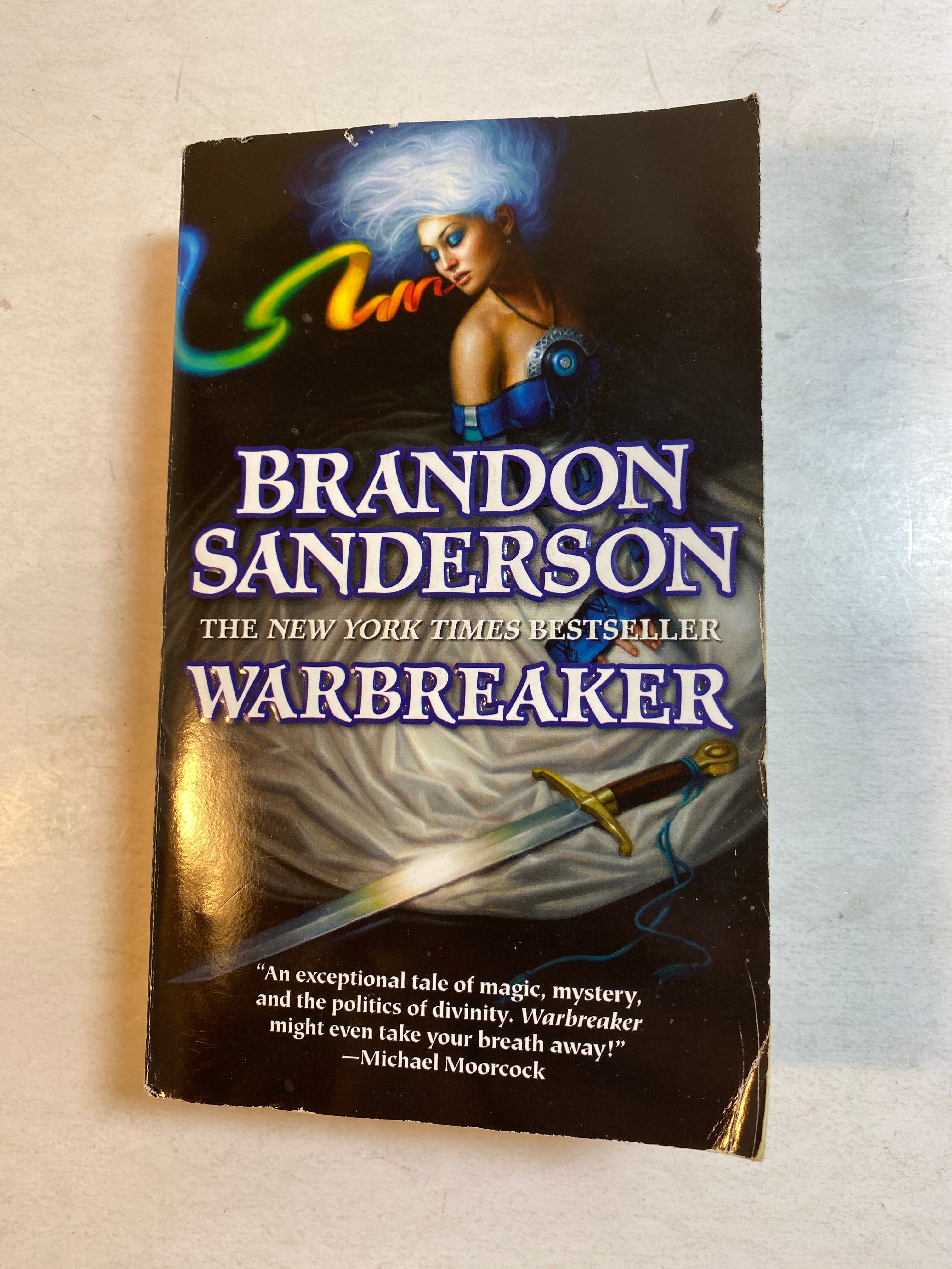 Warbreaker Brandon Sanderson paperback 2010