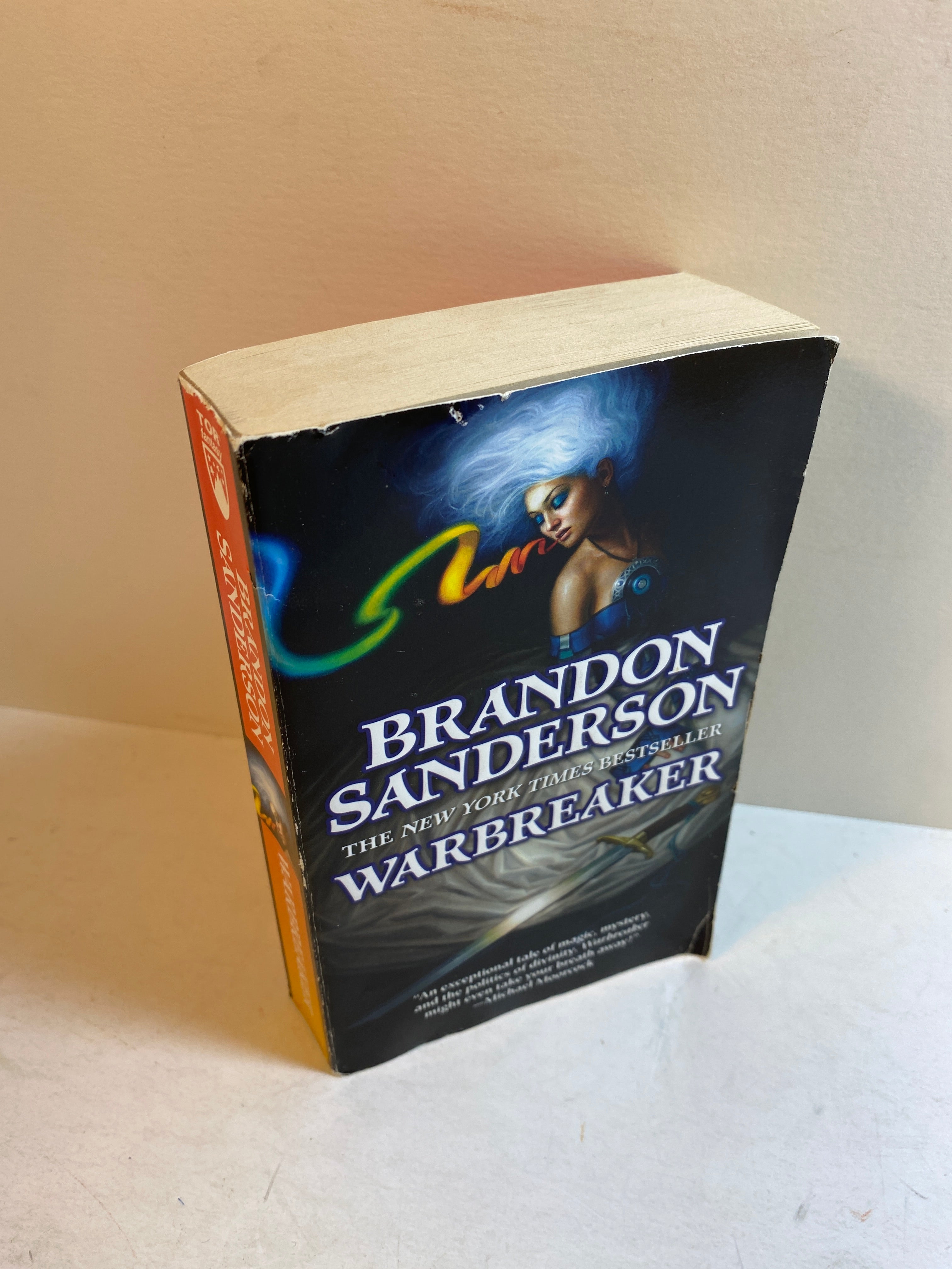 Warbreaker Brandon Sanderson paperback 2010