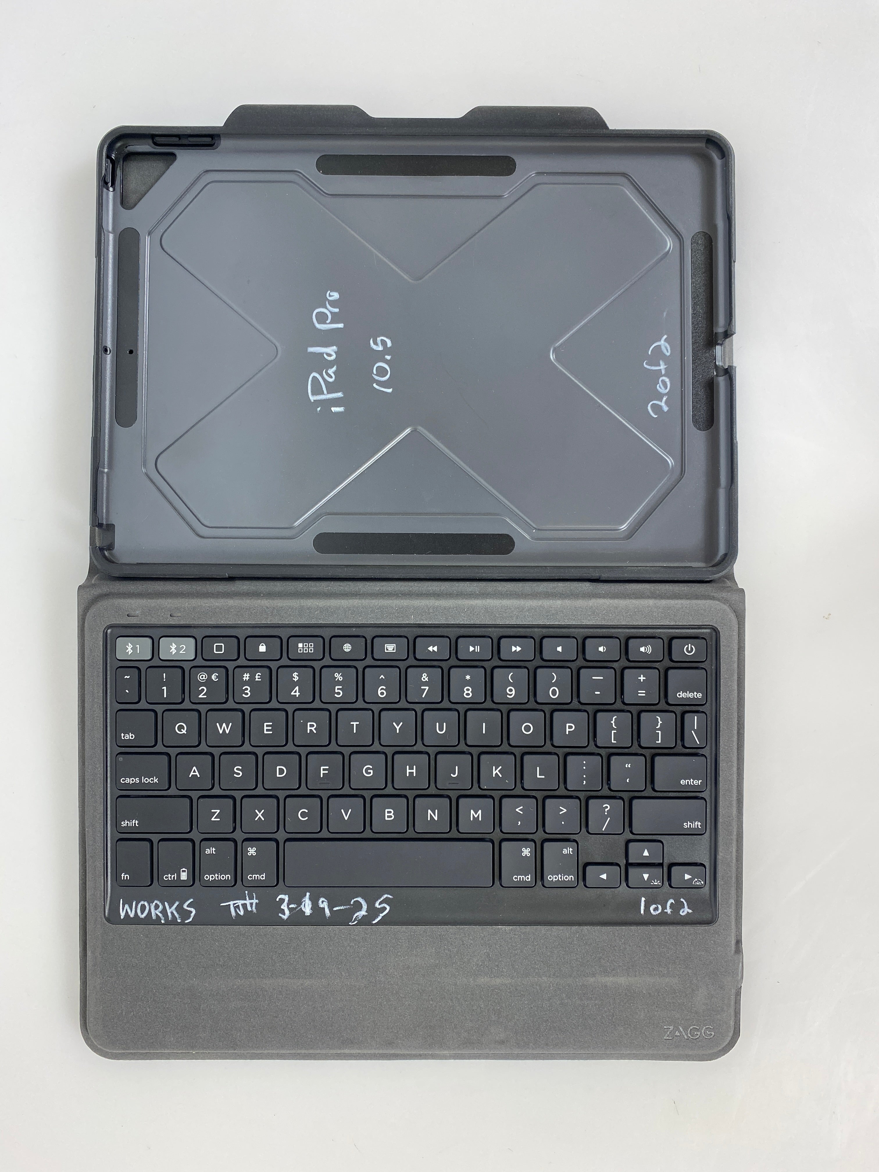 Zagg Black Rugged Messenger Case iPad Pro 10.5"