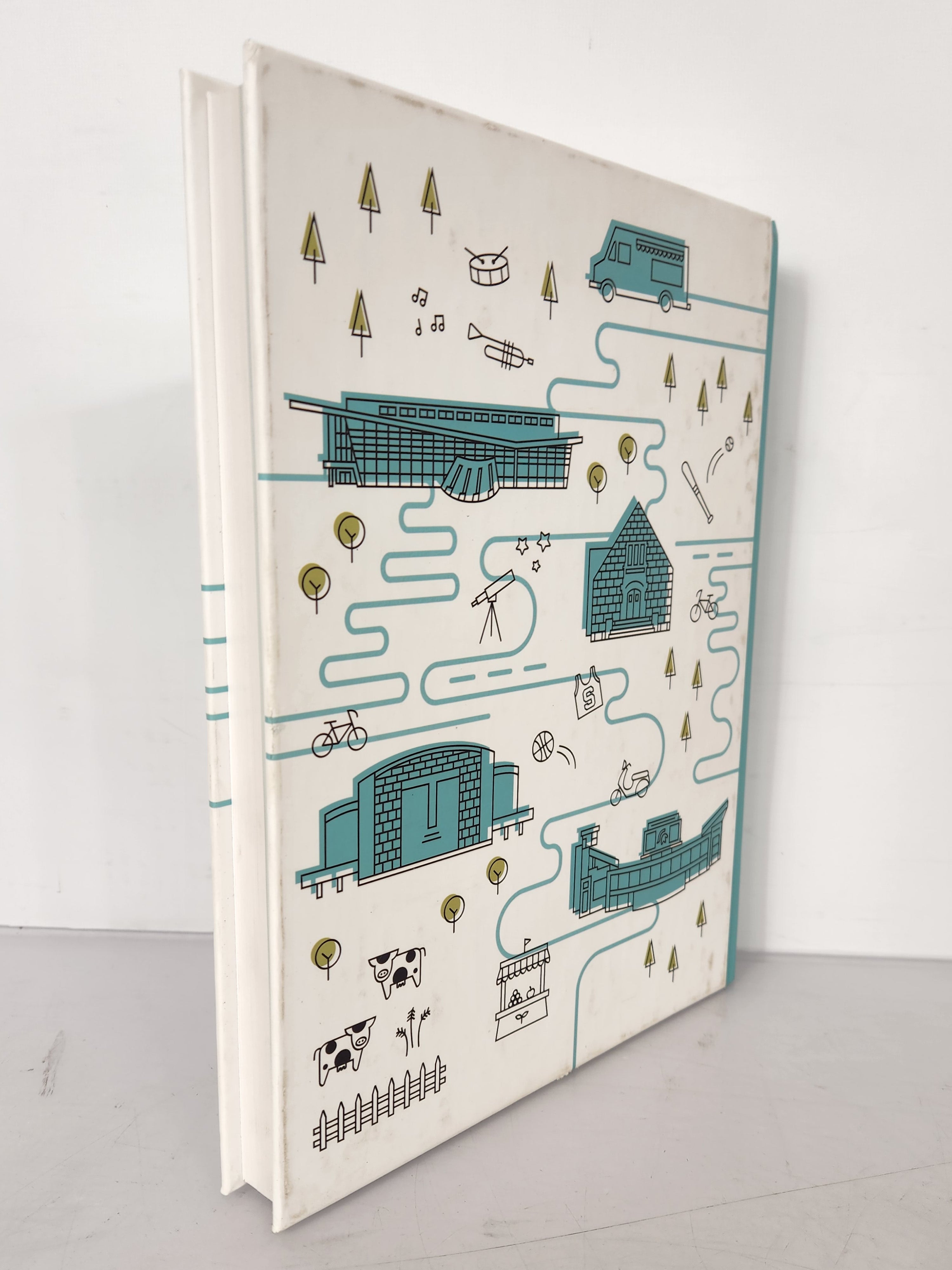 2018 Michigan State University Yearbook Red Cedar Log