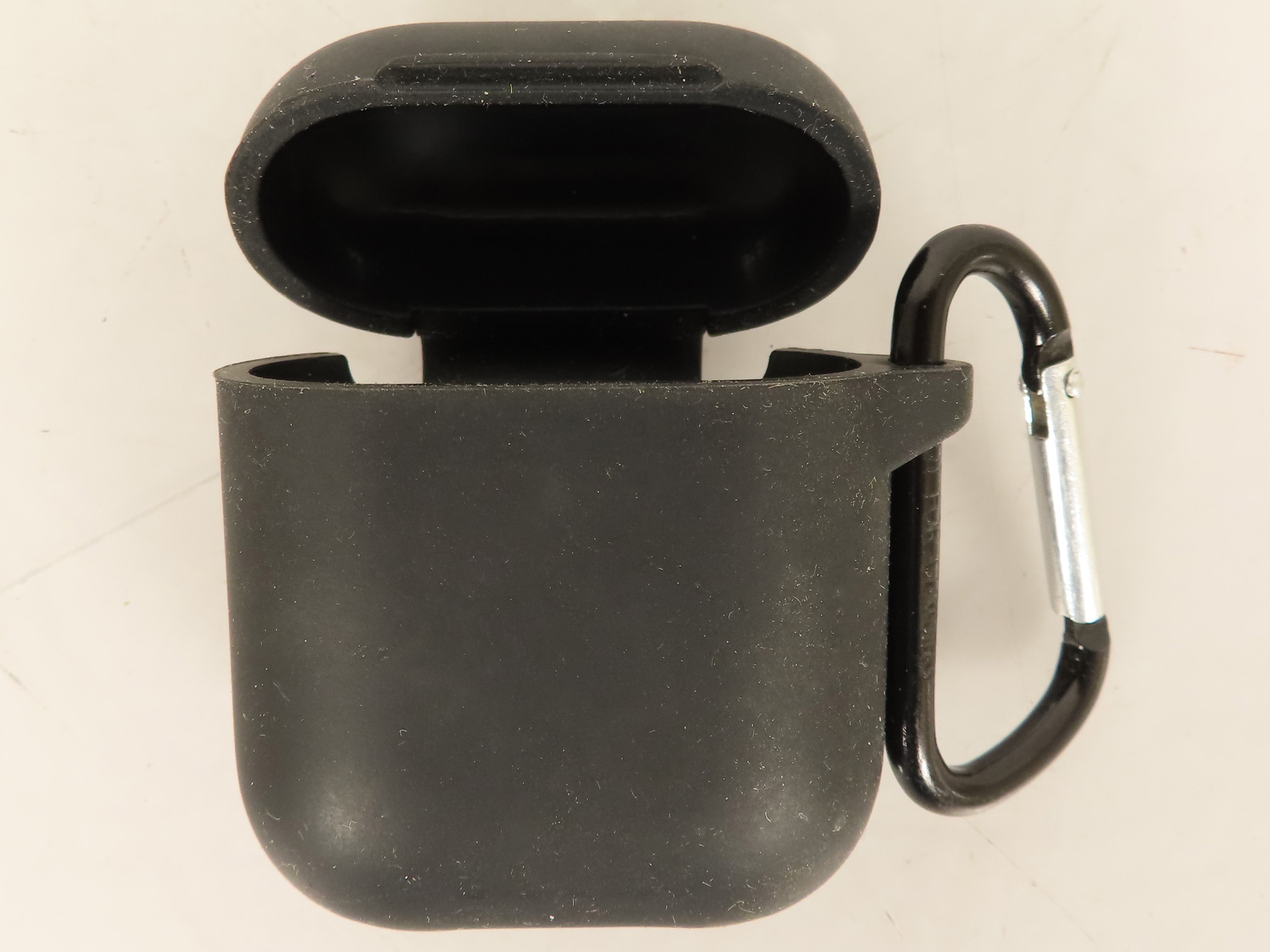 Insignia case for apple airpods online pro