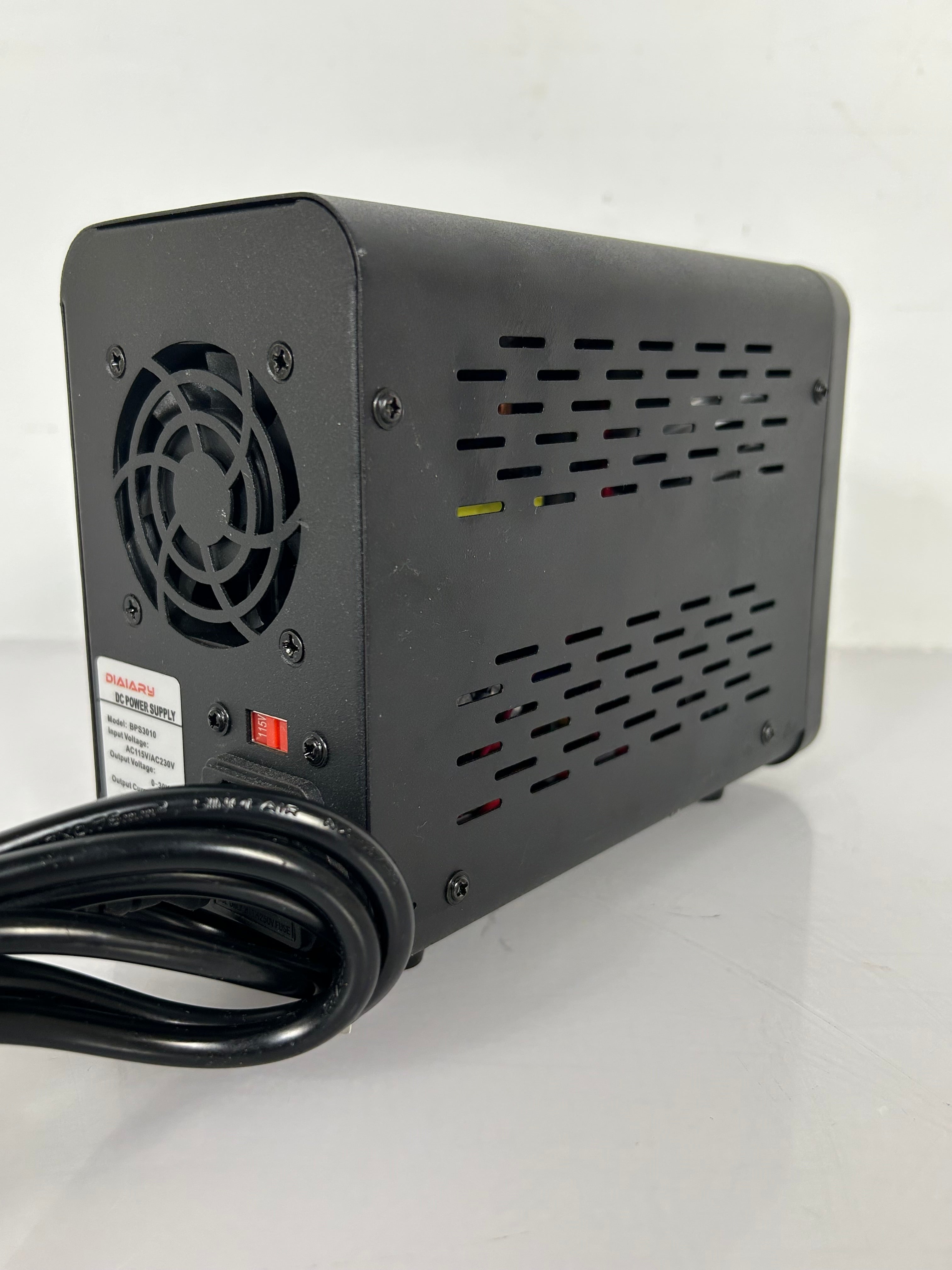 Diaiary Adjustable DC Power Supply *Powers On*