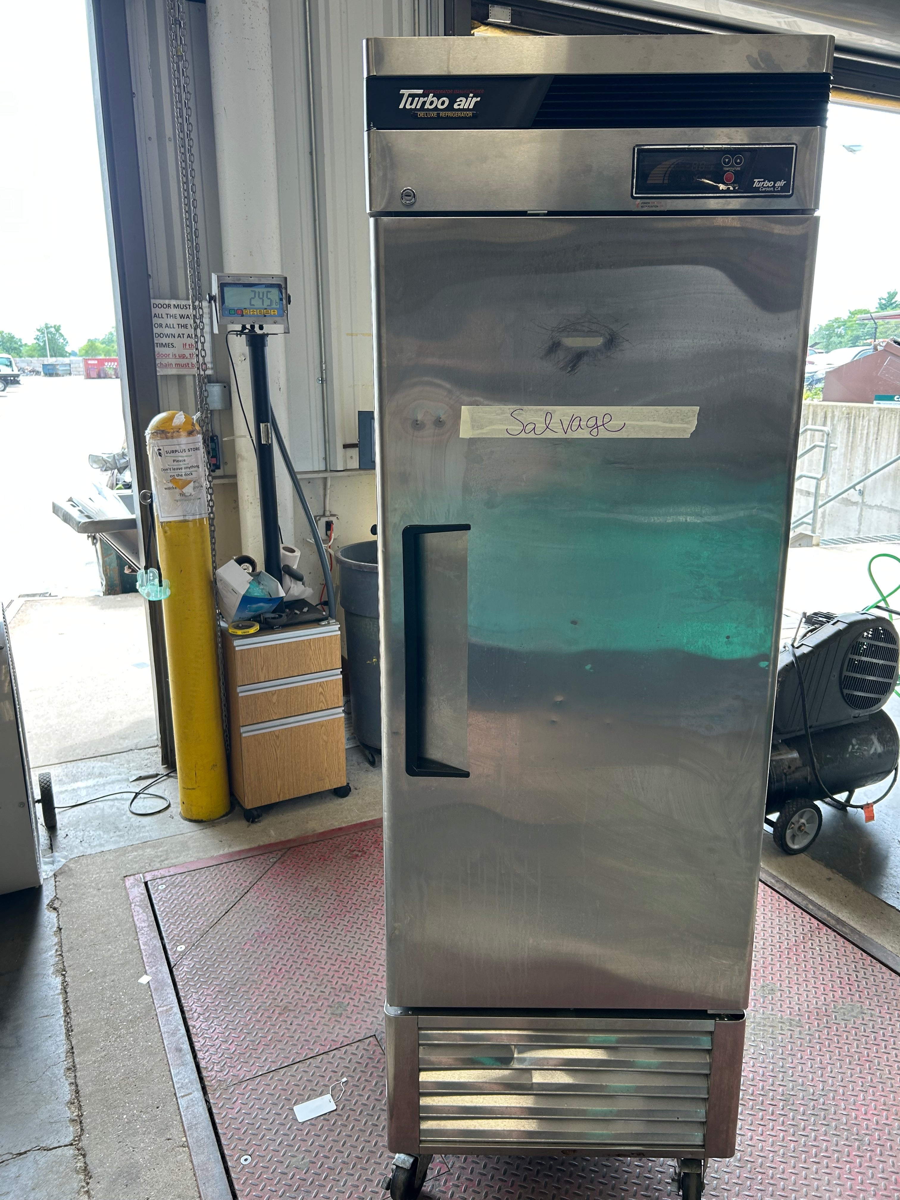 Turbo Air Deluxe Refrigerator *Parts or Repair*