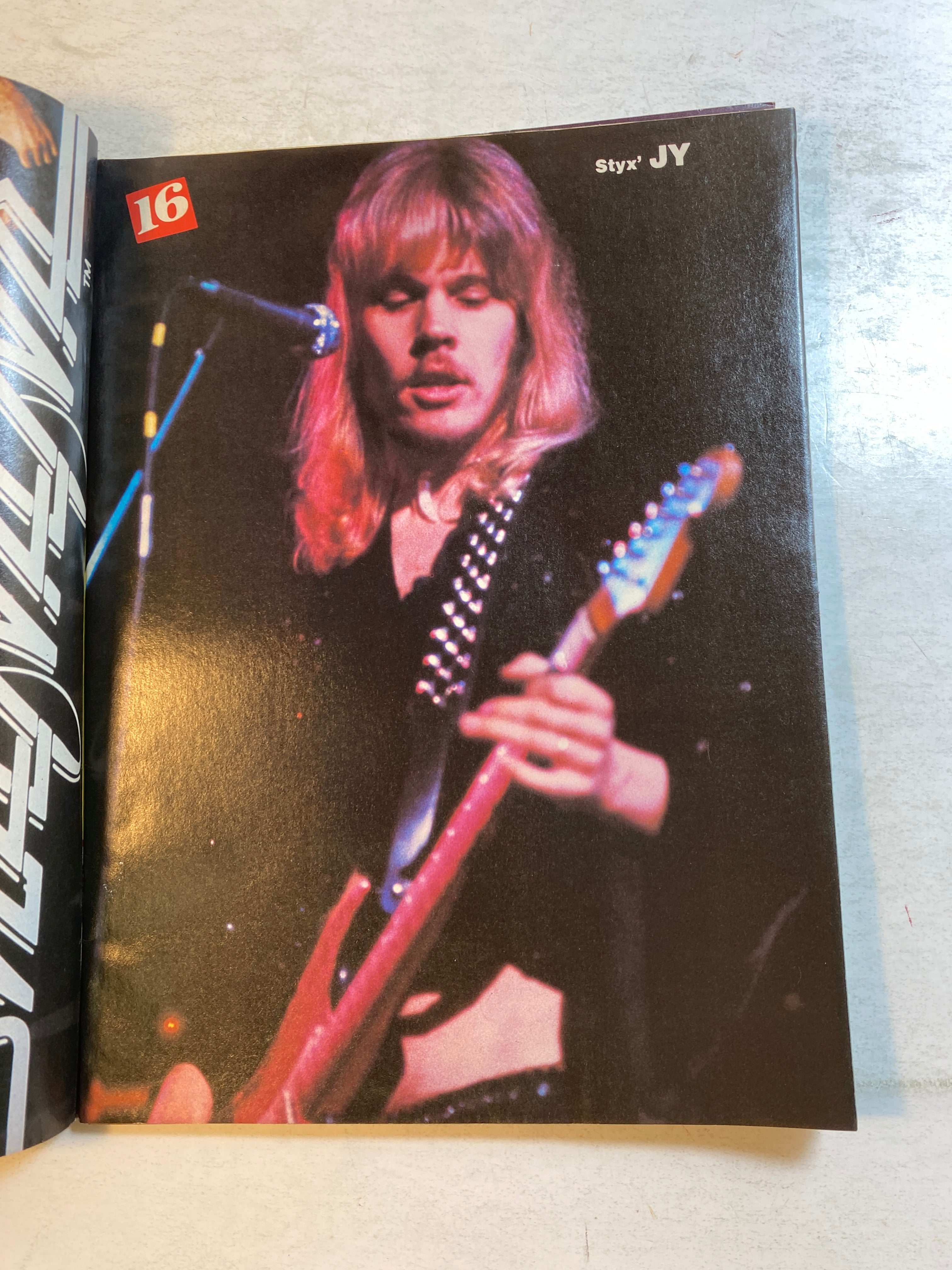 16 Magazine August 1980 Kiss John Schneider w/ poster