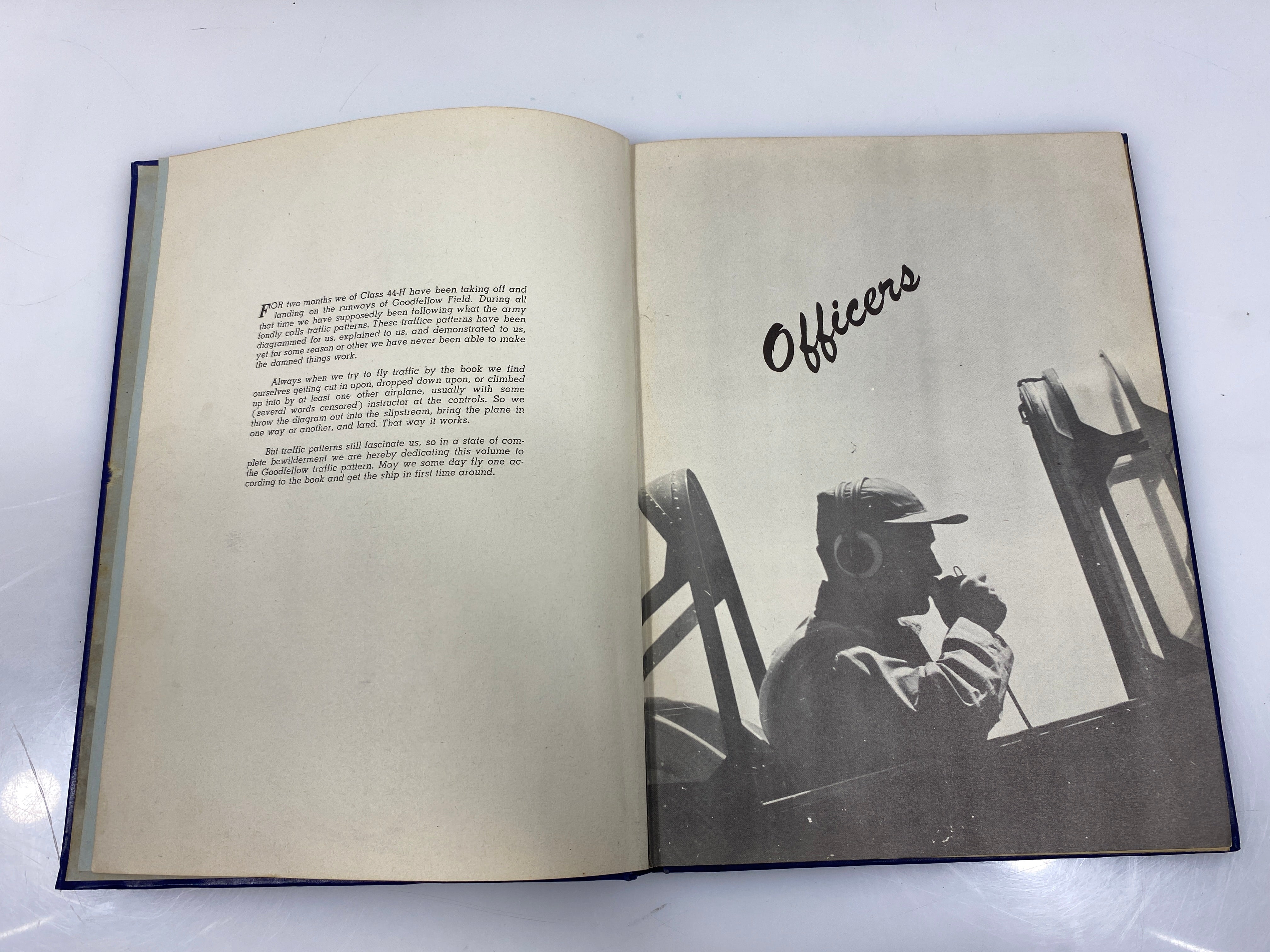 1944 "CAVU" Goodfellow Field, TX US Air Force Flying Training Yearbook HC