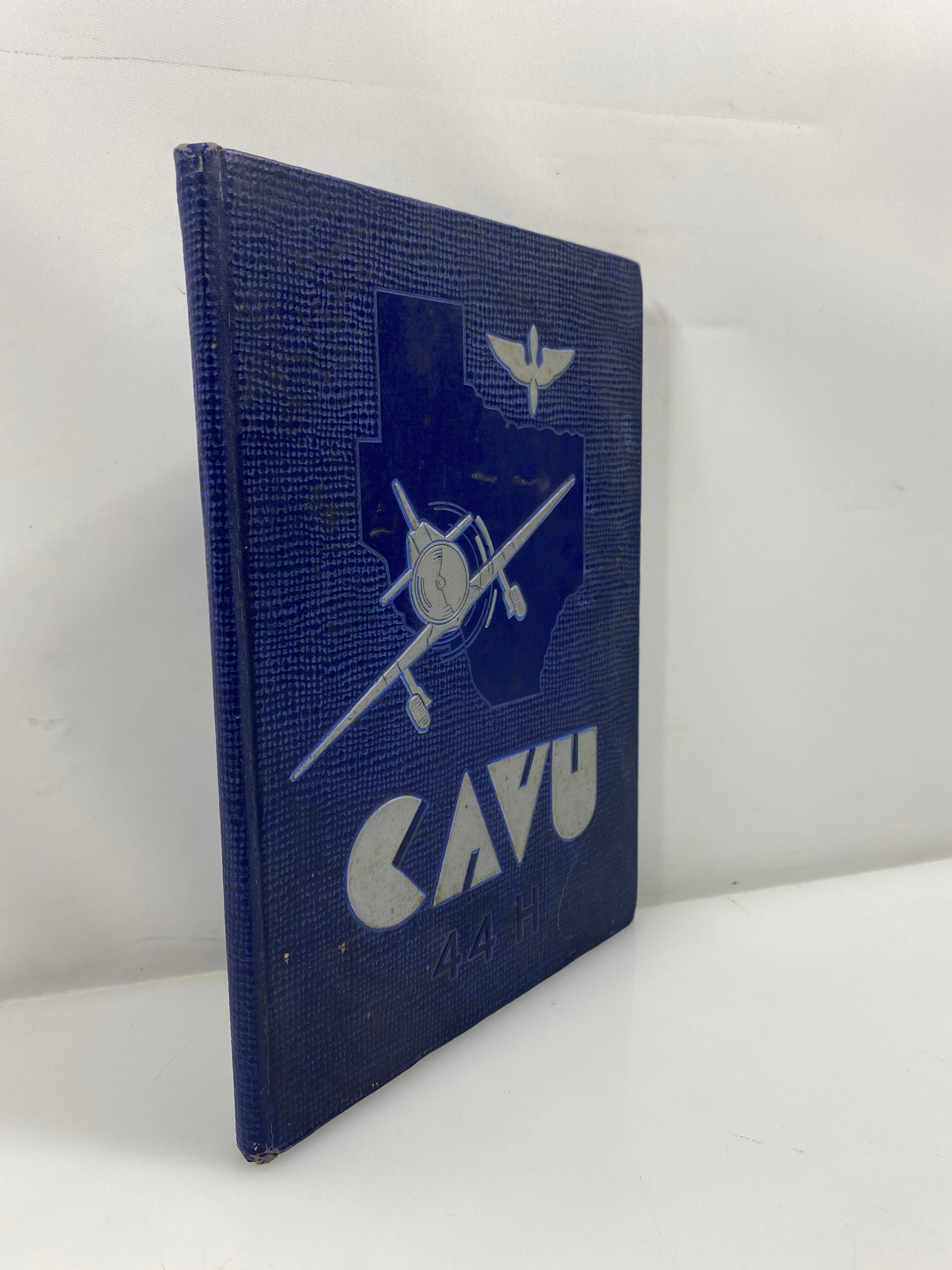 1944 "CAVU" Goodfellow Field, TX US Air Force Flying Training Yearbook HC