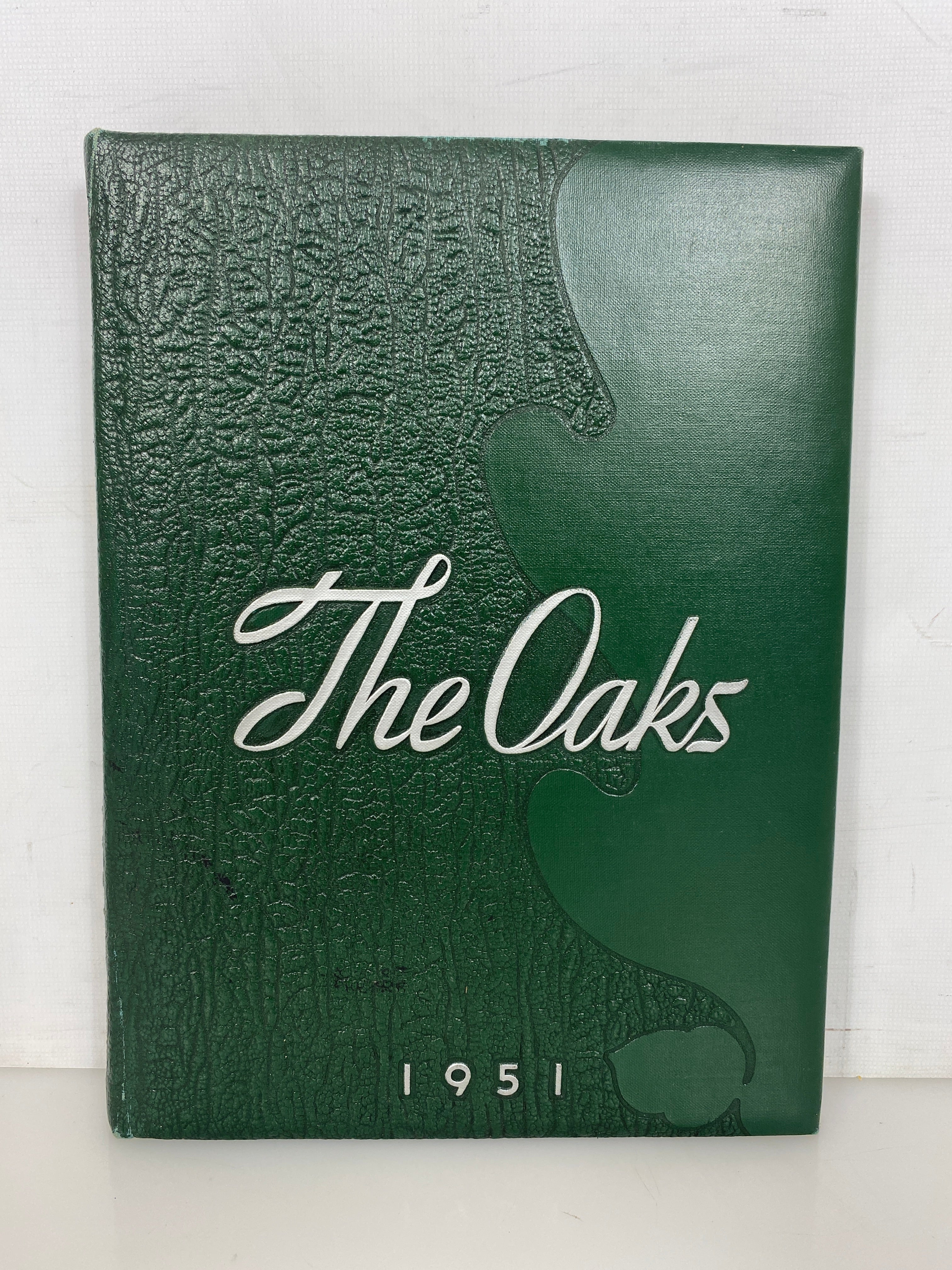 1951 Muskegon Heights High School Yearbook "The Oaks" HC