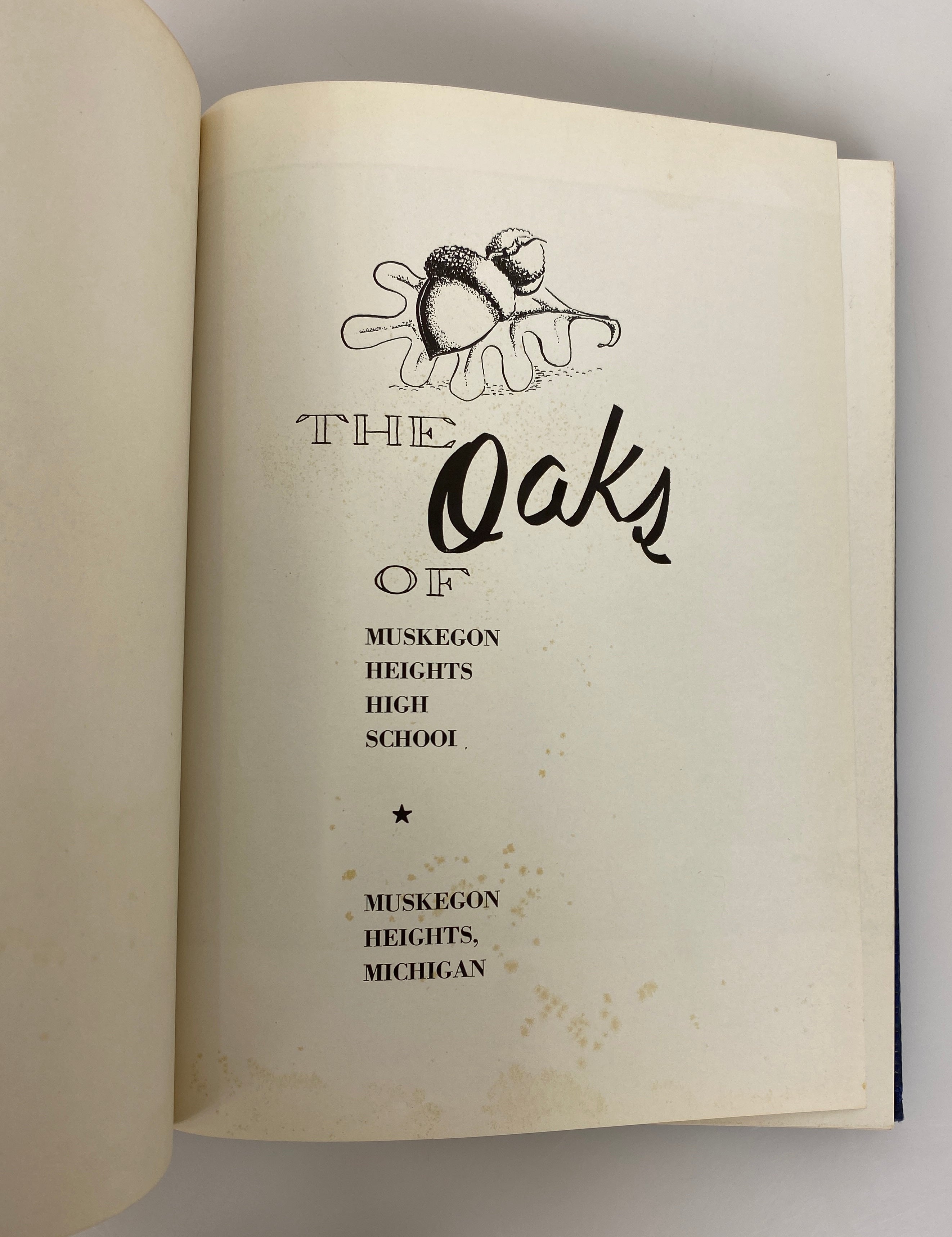 1953 Muskegon Heights High School Yearbook "Oaks" HC