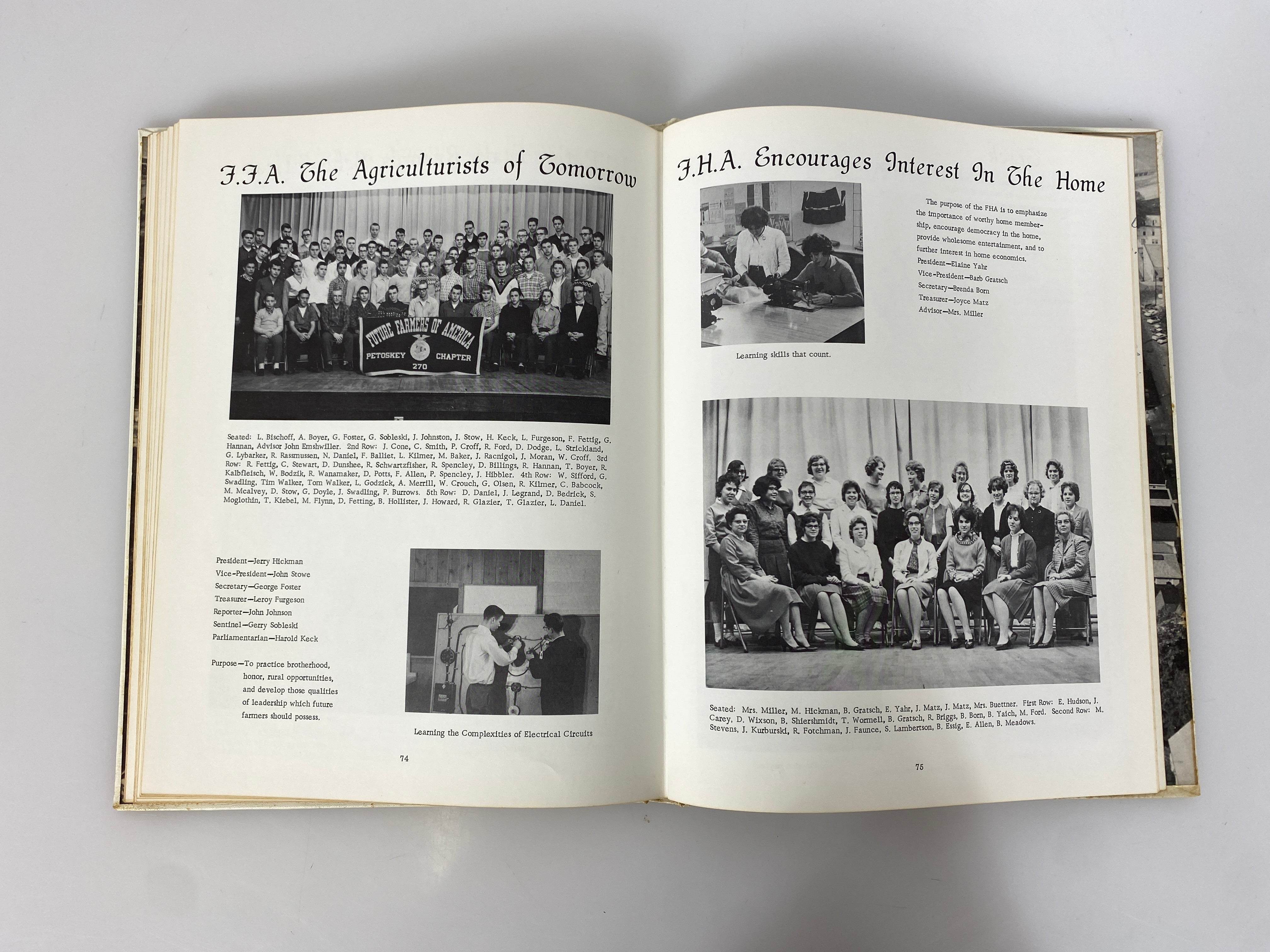 1962 Petoskey High School Yearbook "Petosegan" Petoskey Michigan HC