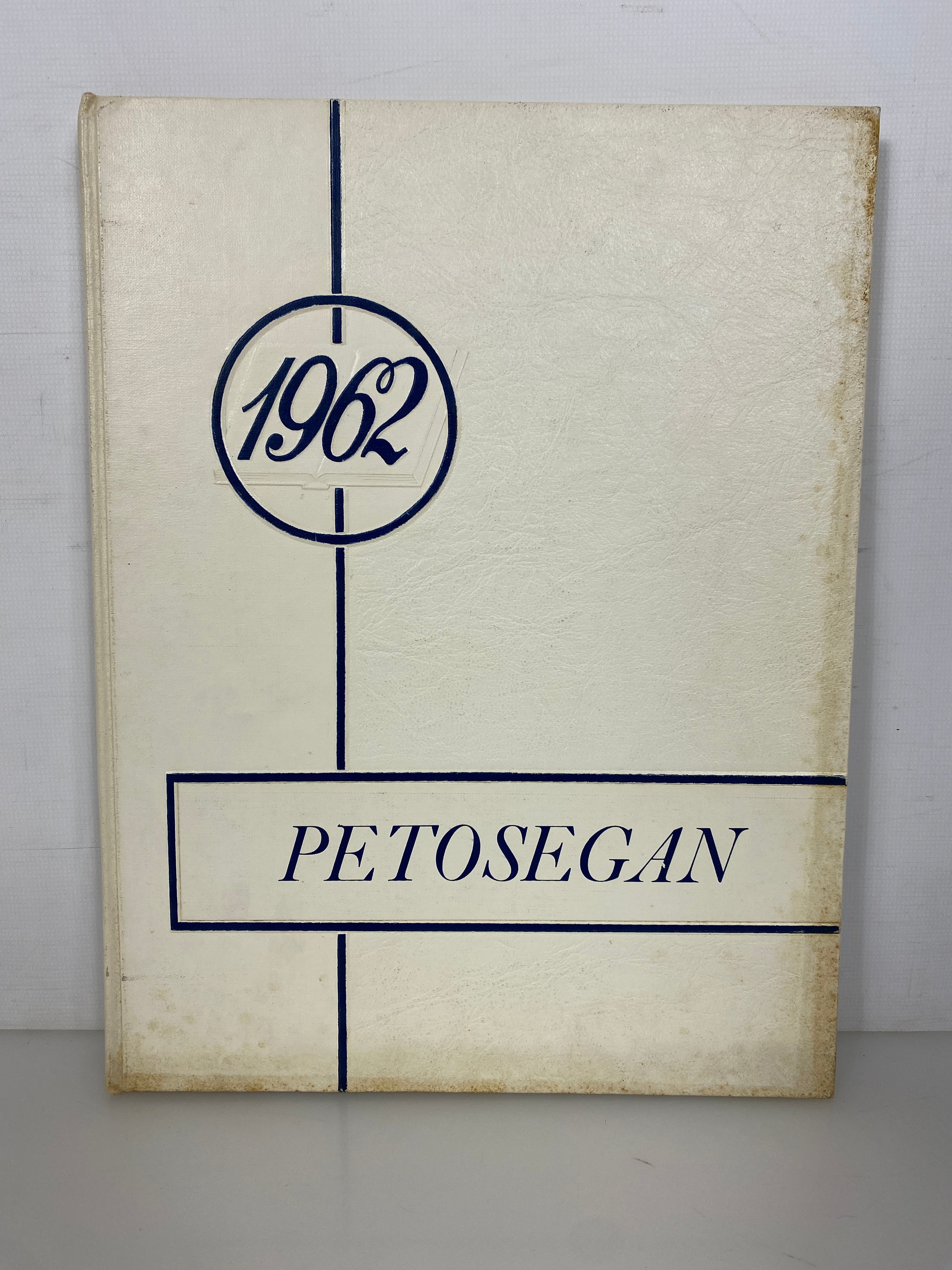 1962 Petoskey High School Yearbook "Petosegan" Petoskey Michigan HC