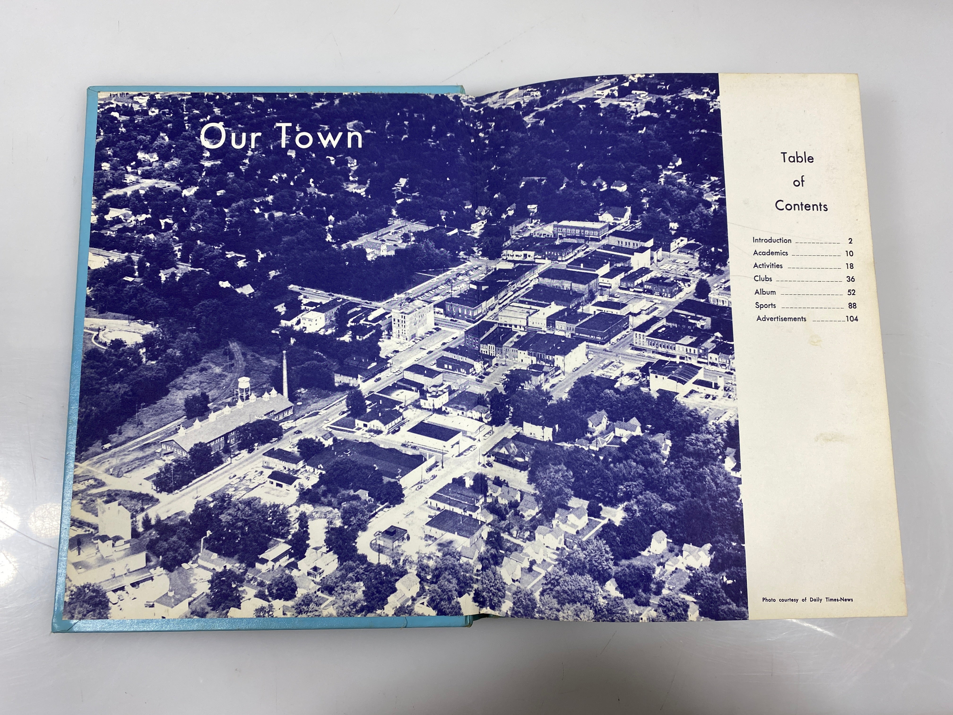 1963 "The Derrick" Mt. Pleasant High School Yearbook Mt. Pleasant Michigan