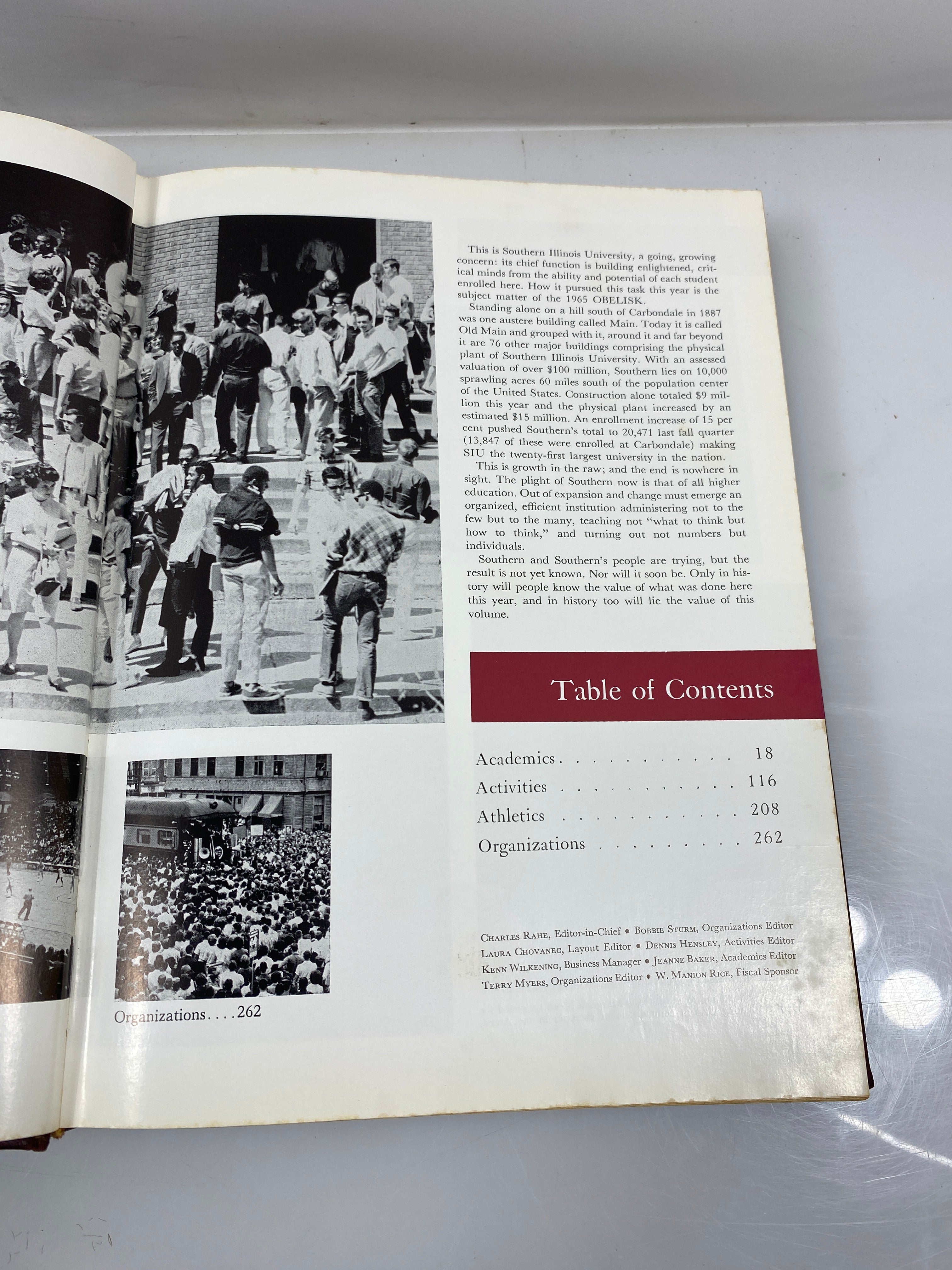 1965 "Obelisk" Southern Illinois University Yearbook Carbondale, IL. HC