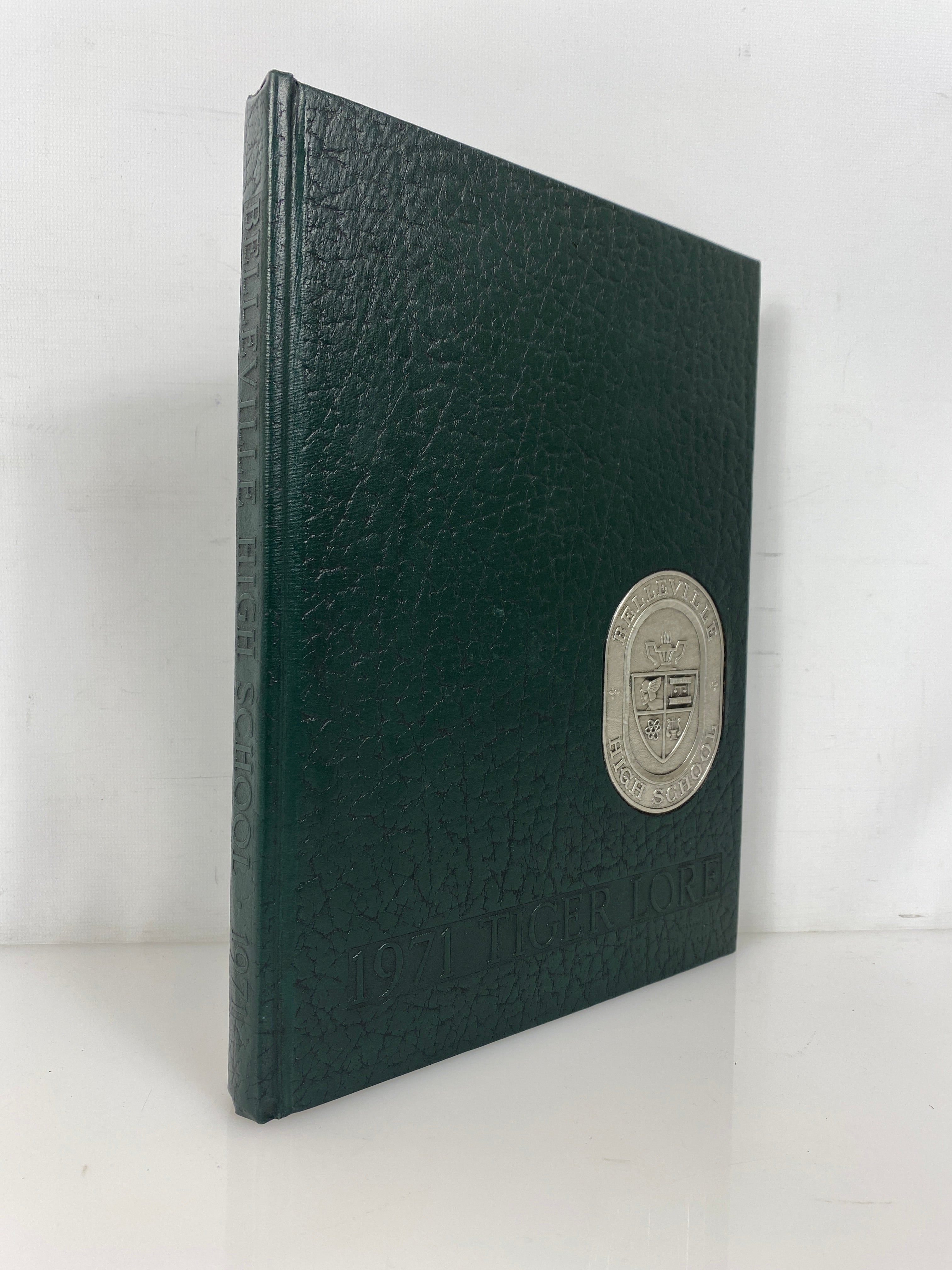 1971 Belleville High School Yearbook Belleville Michigan HC