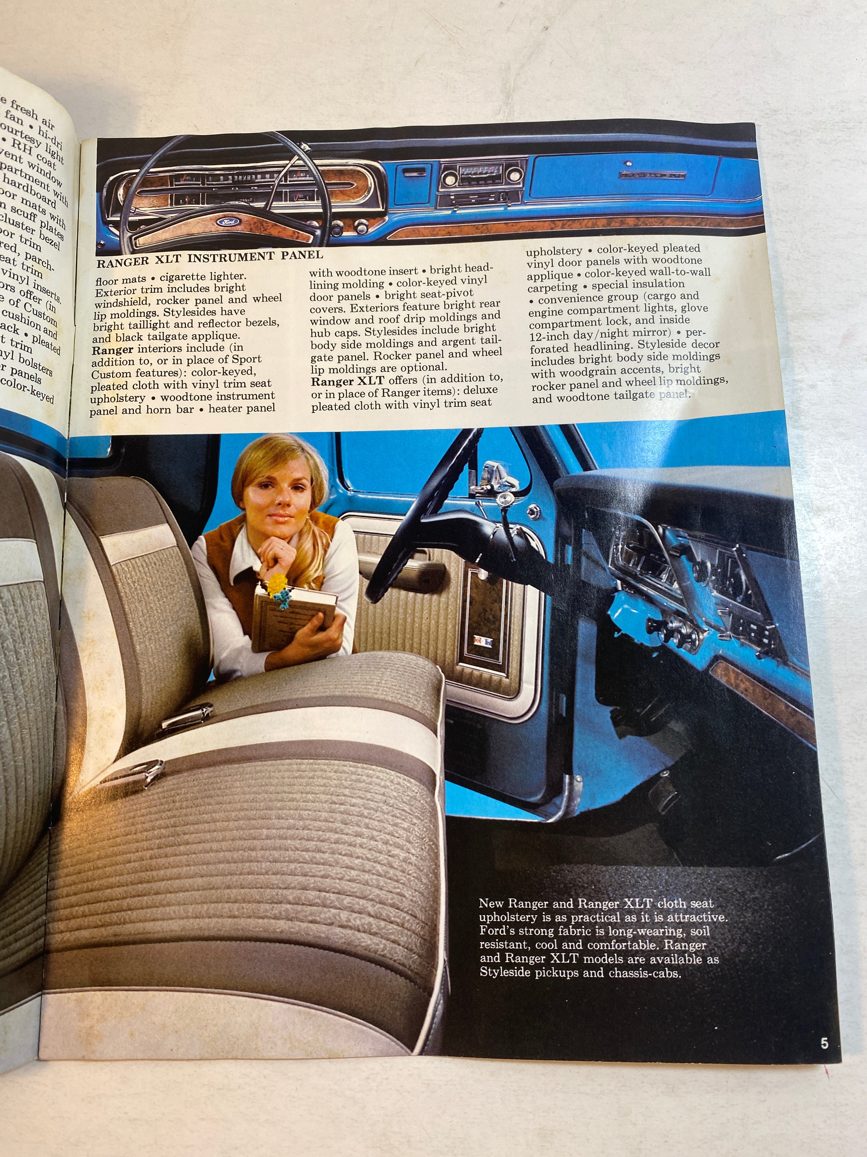 1971 Ford F-100/250/350 Pickup Advertising Ephemera