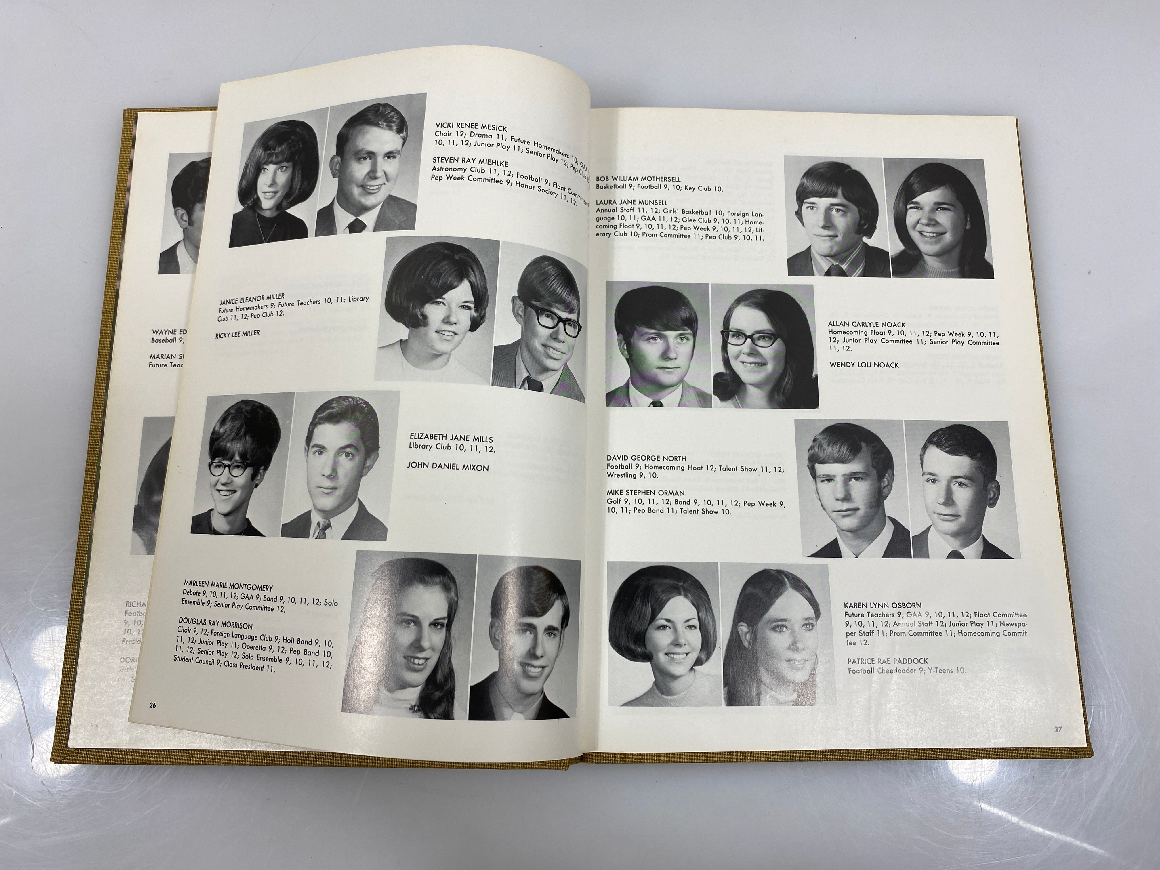 1971 "Rampages" Holt High School Yearbook Holt Michigan HC
