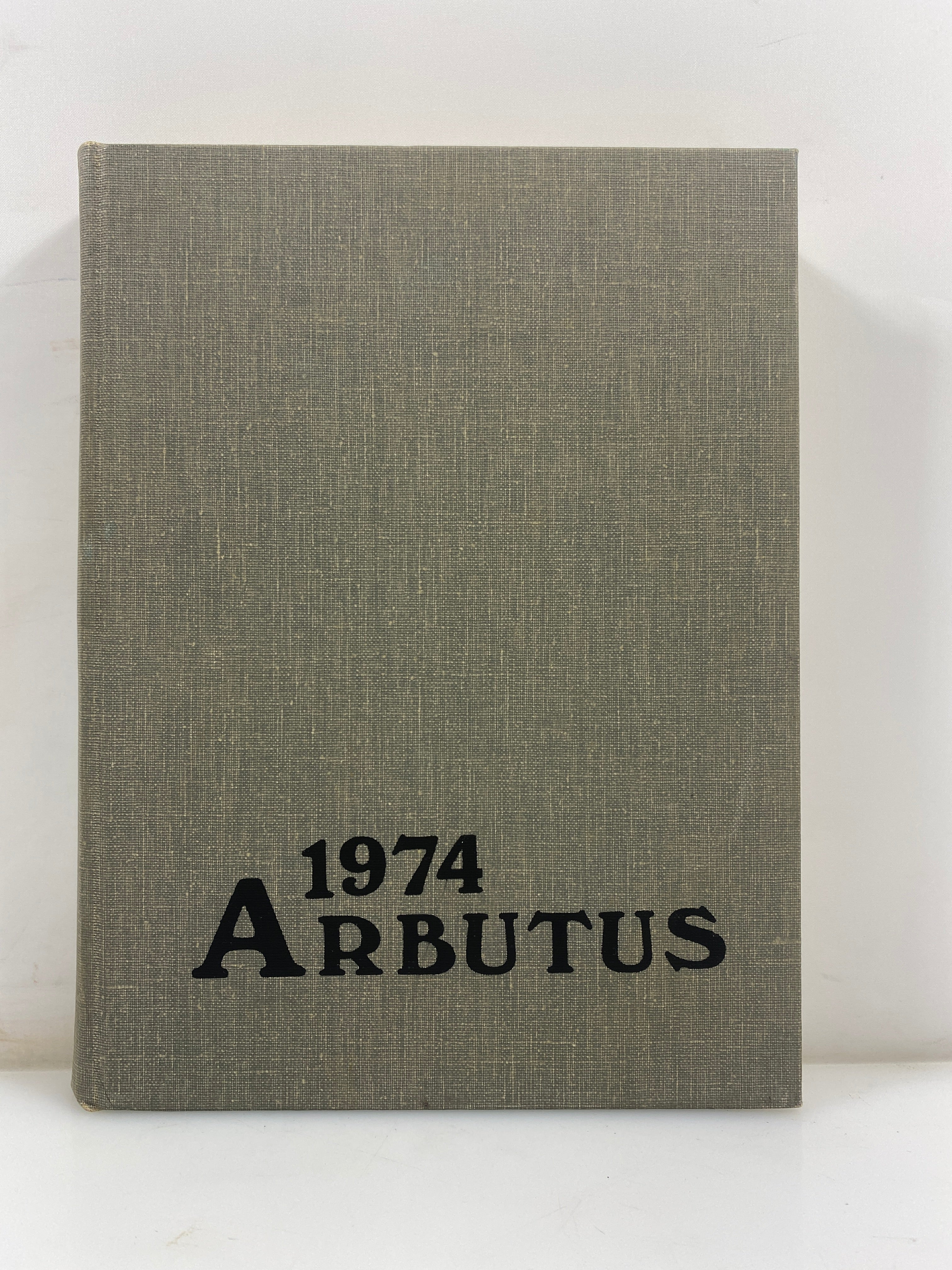 1974 Indiana University Yearbook "Arbutus" Bloomington IN HC