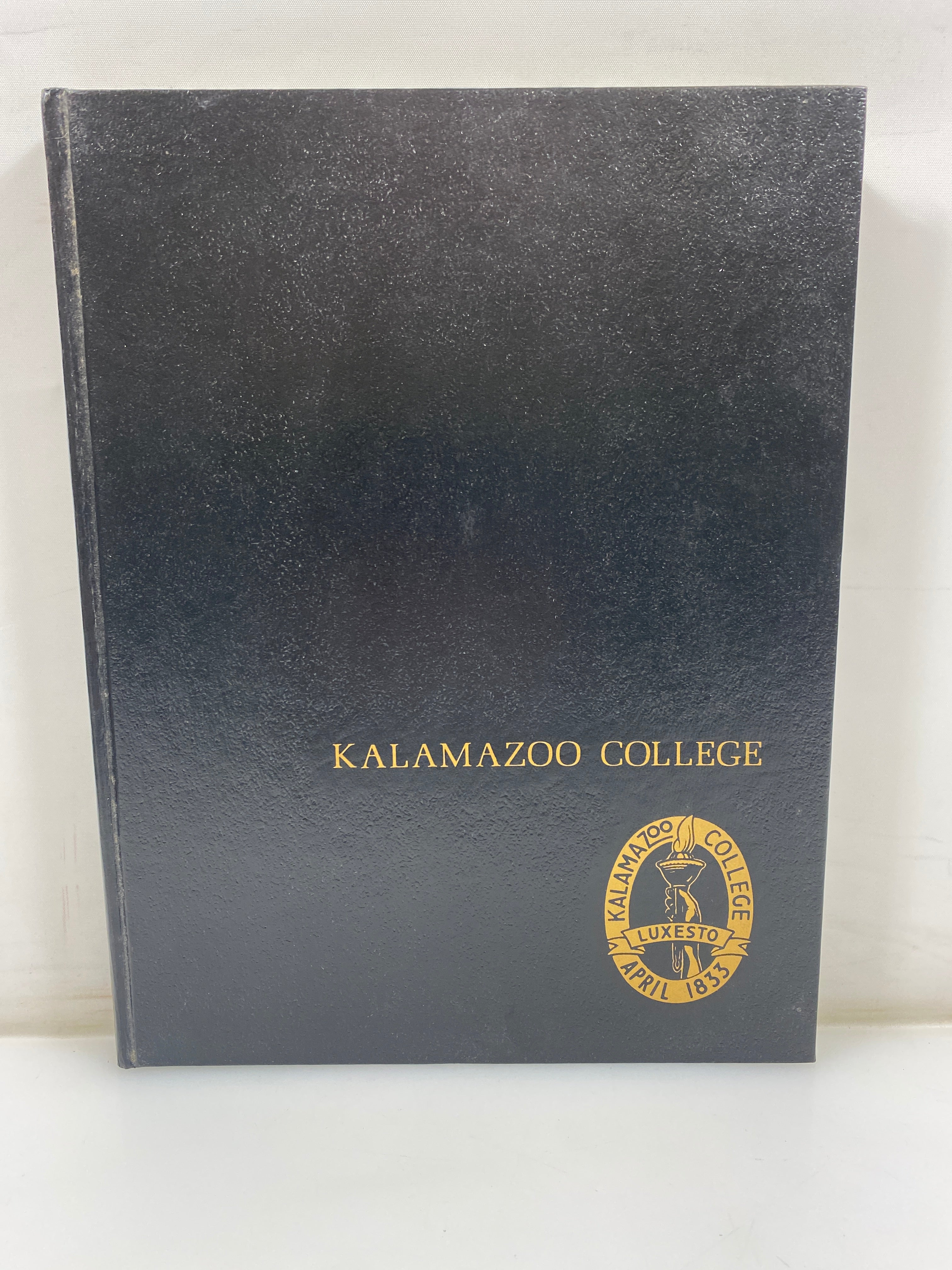 1981 "The Boiling Pot" Kalamazoo College Yearbook Kalamazoo, MI HC