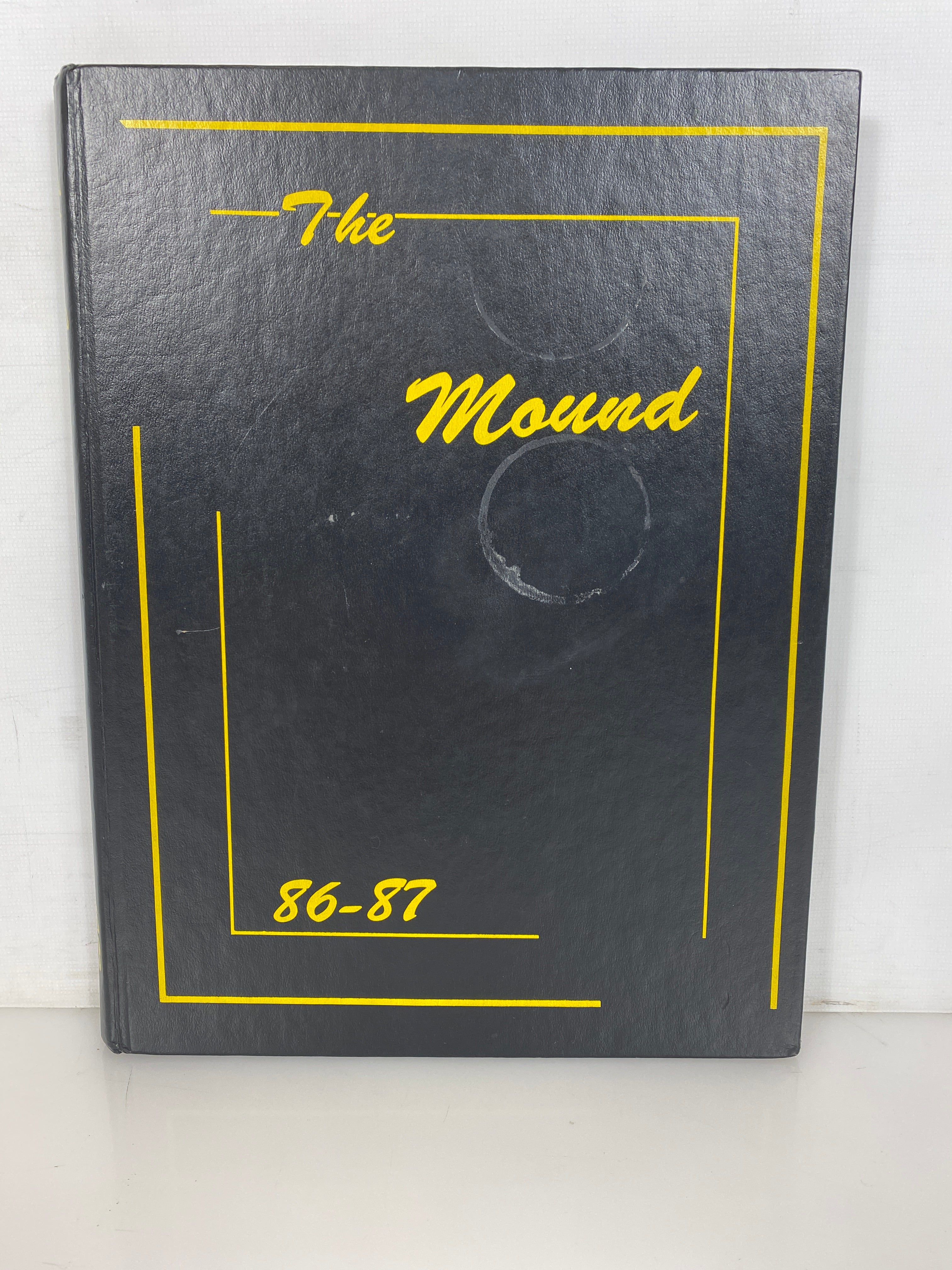 1987 Adrian College Yearbook "The Mound" Adrian Michigan HC