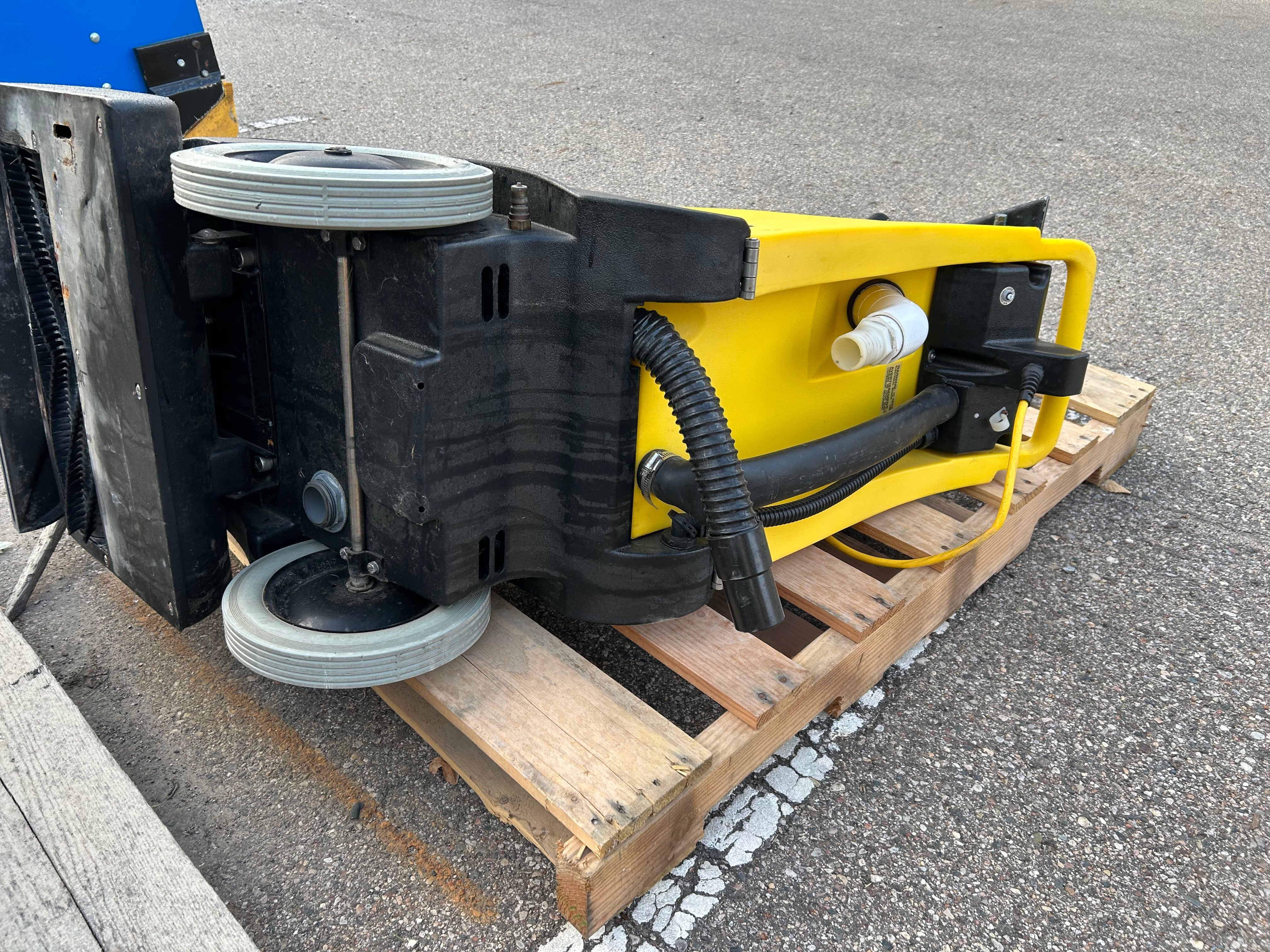 Tornado Marathon 1200 *Untested*