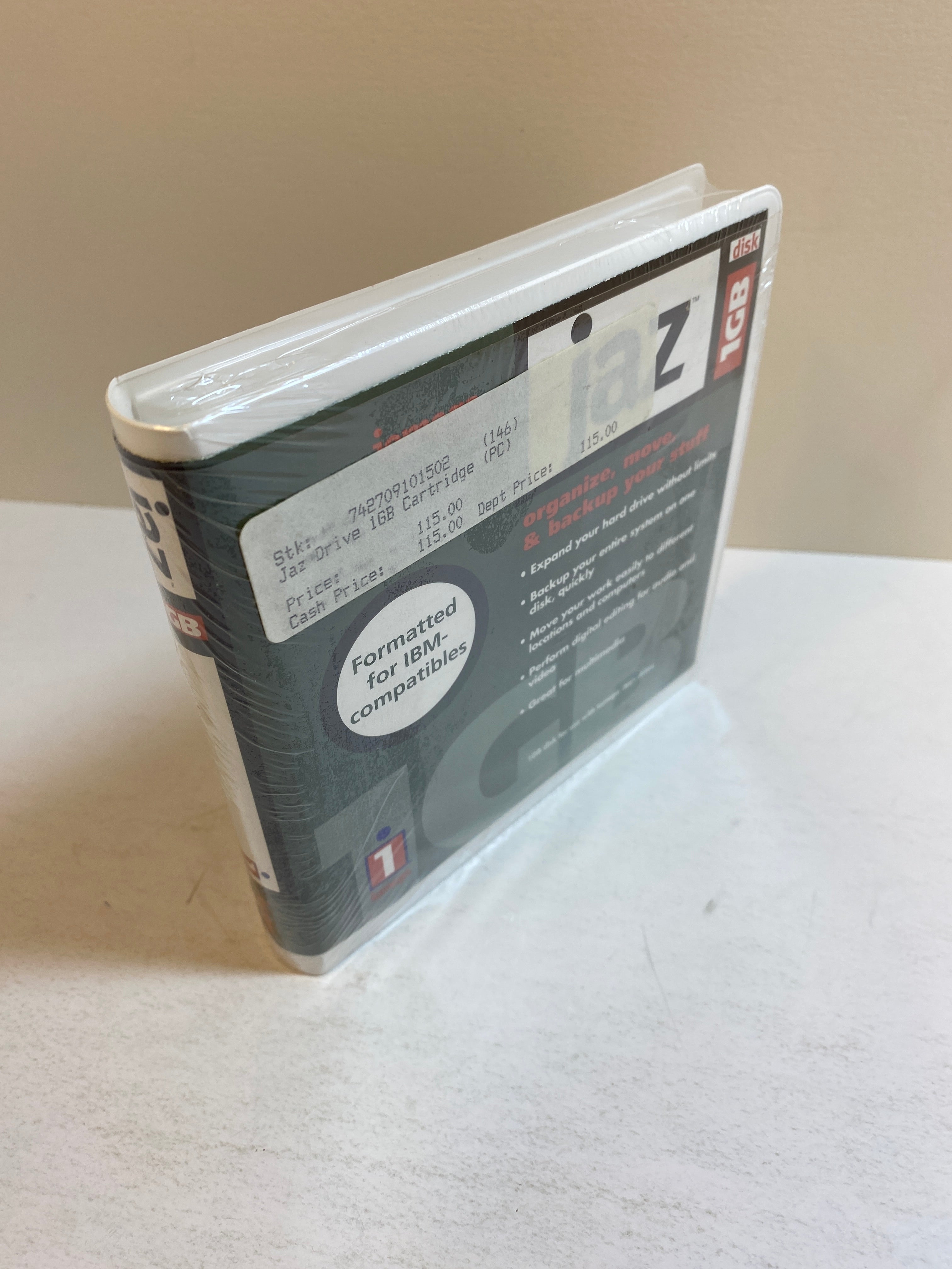 1GB Jaz Drive Disc iomega clamshell case new and sealed