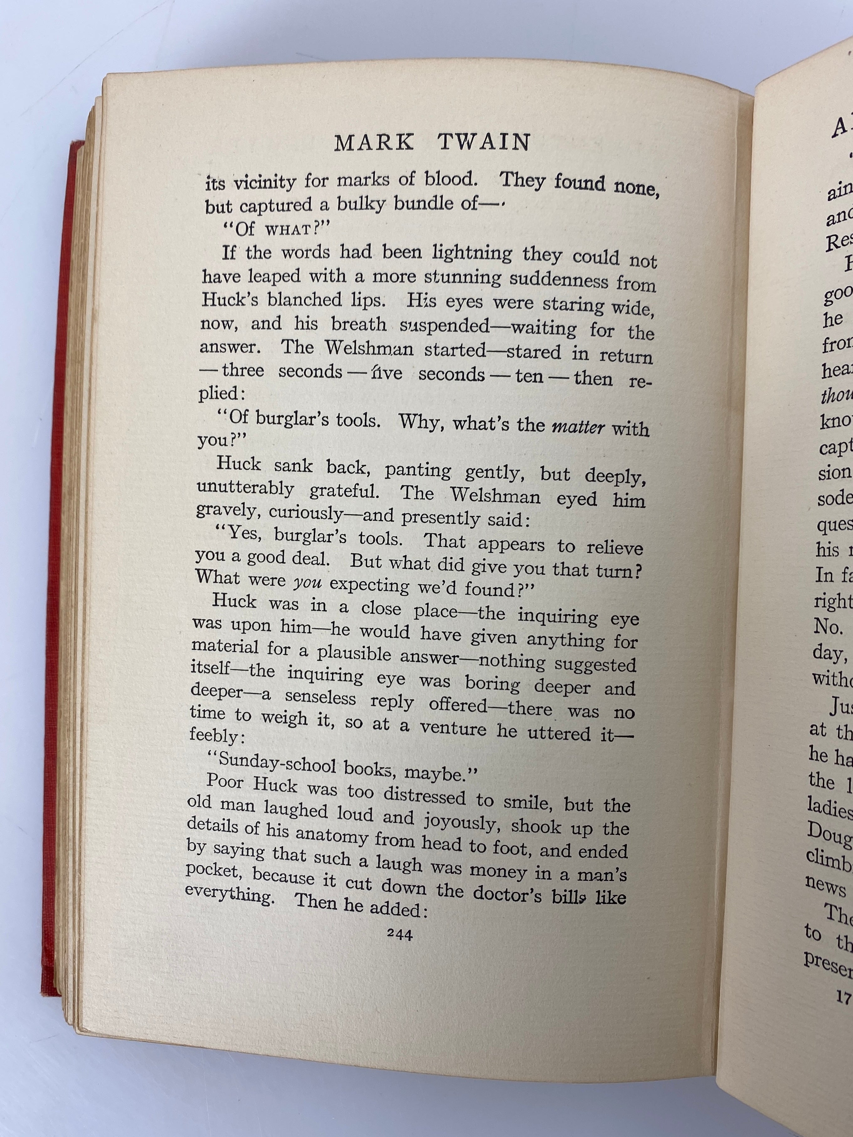 2 Antique Classics: Adventures of Tom Sawyer/David Copperfield HC