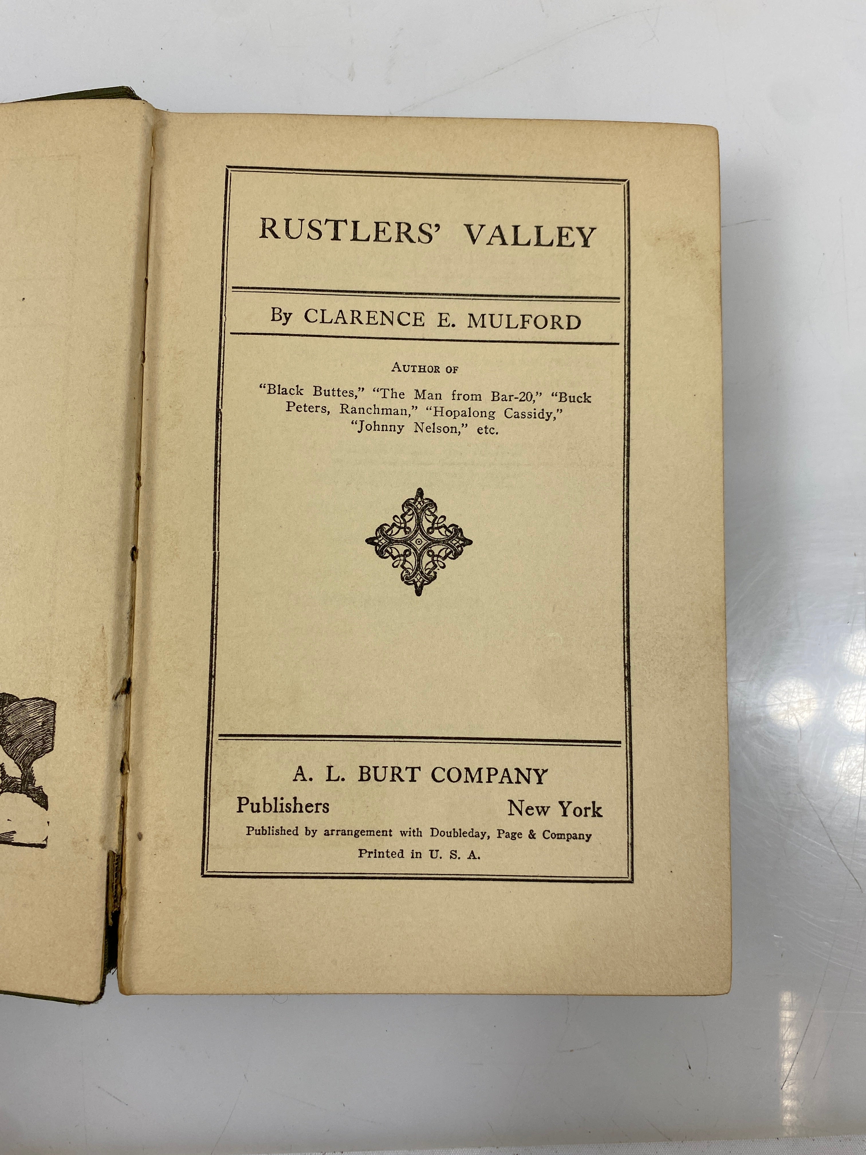 2 Clarence Mulford Hopalong Cassidy: Buck Peters/Rustlers Valley Antique HC