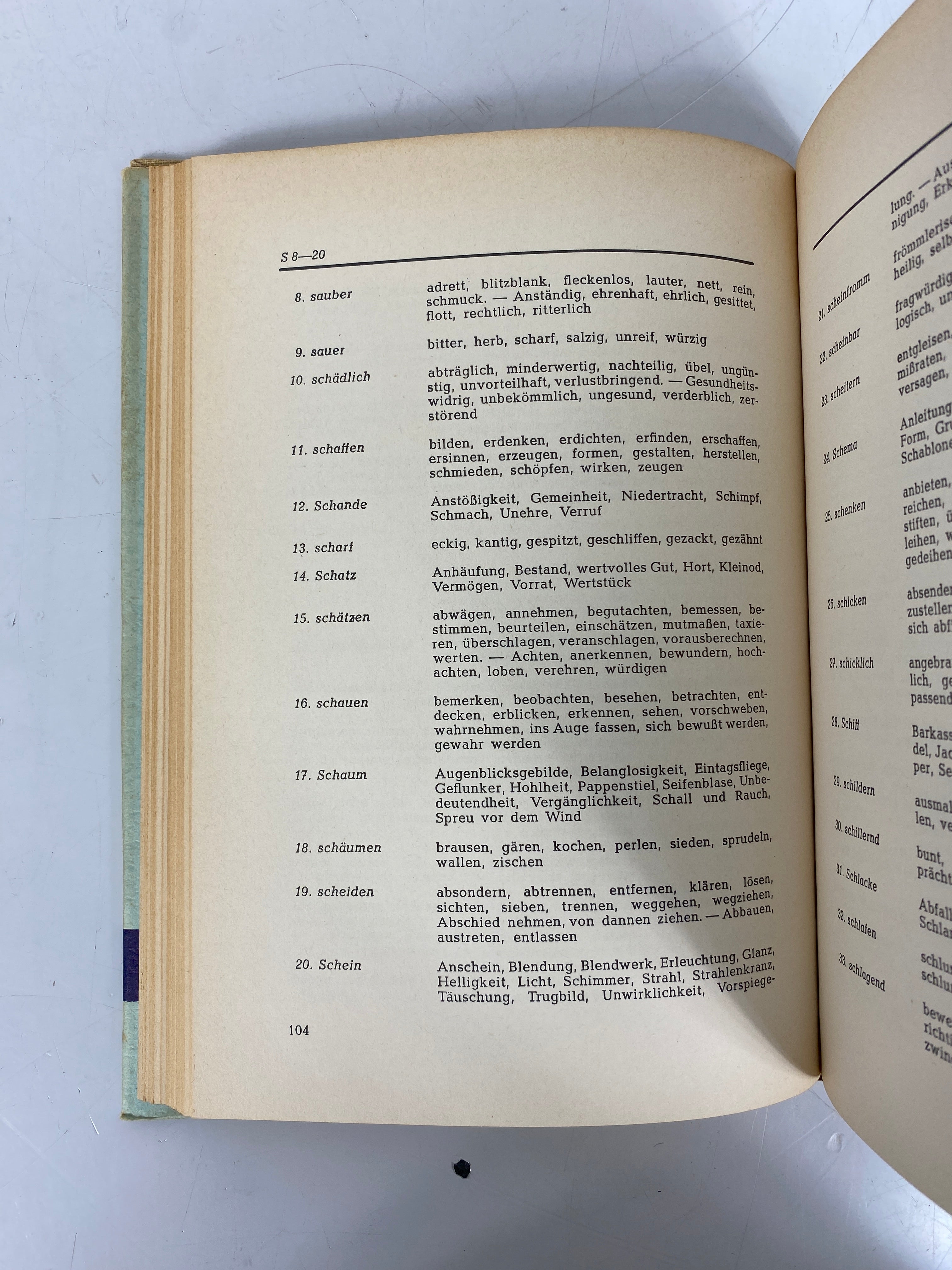 2 German Language Vols: Typisch Deutsch?/Das Richtige Wort zur Rechten Zeit HC