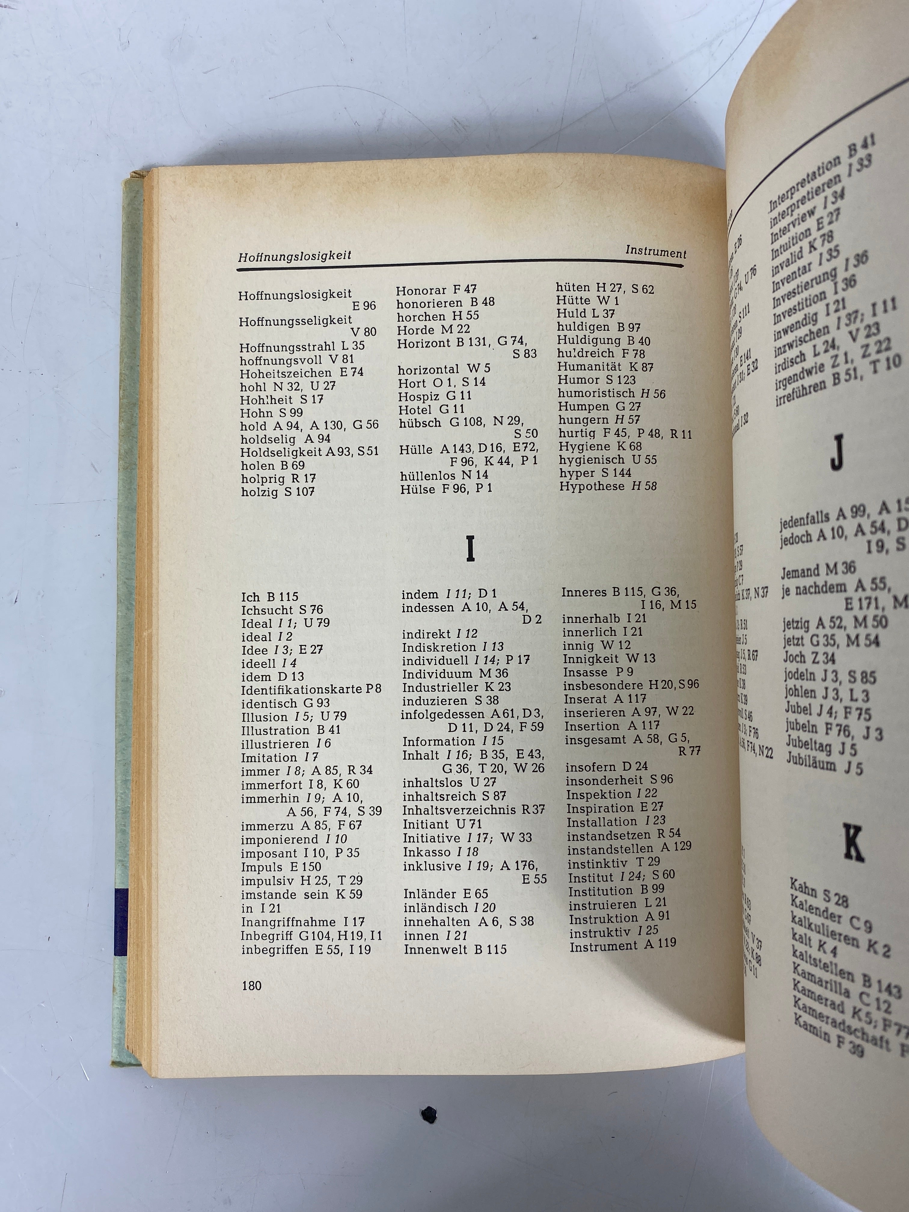 2 German Language Vols: Typisch Deutsch?/Das Richtige Wort zur Rechten Zeit HC