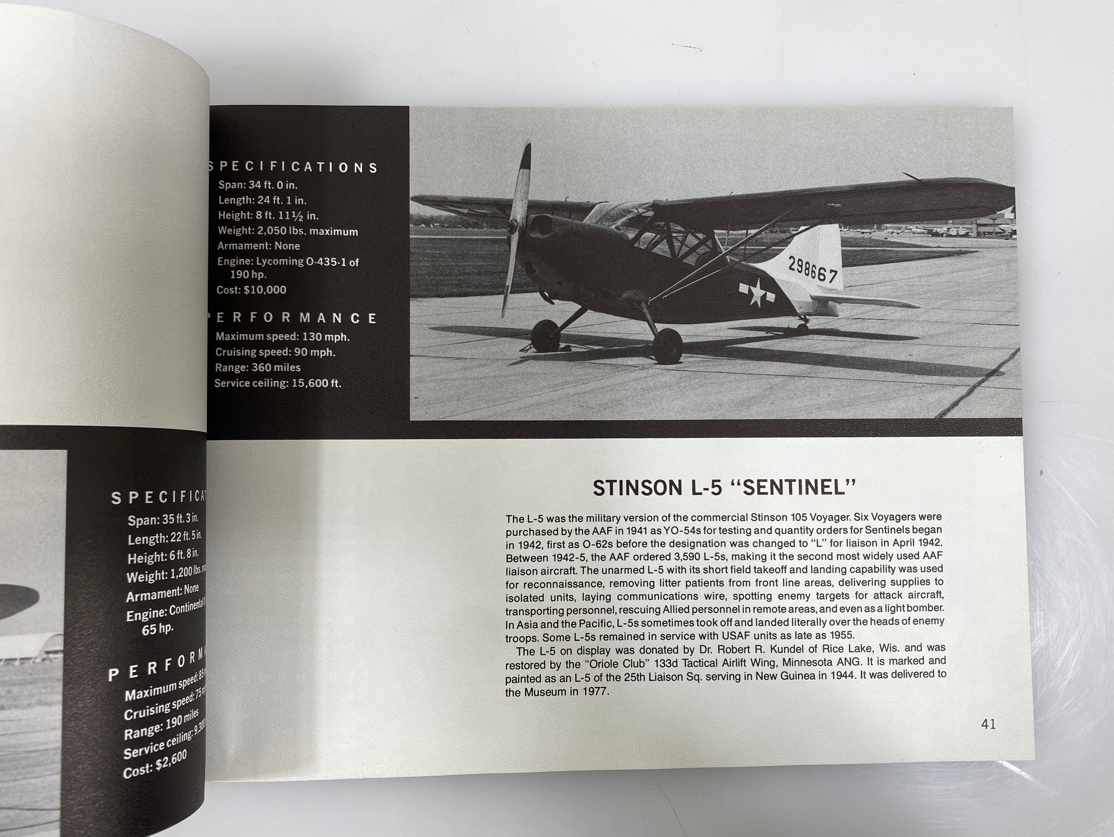 2 Guidebooks: US Air Force Museum/Royal Air Force Aerospace Museum SC