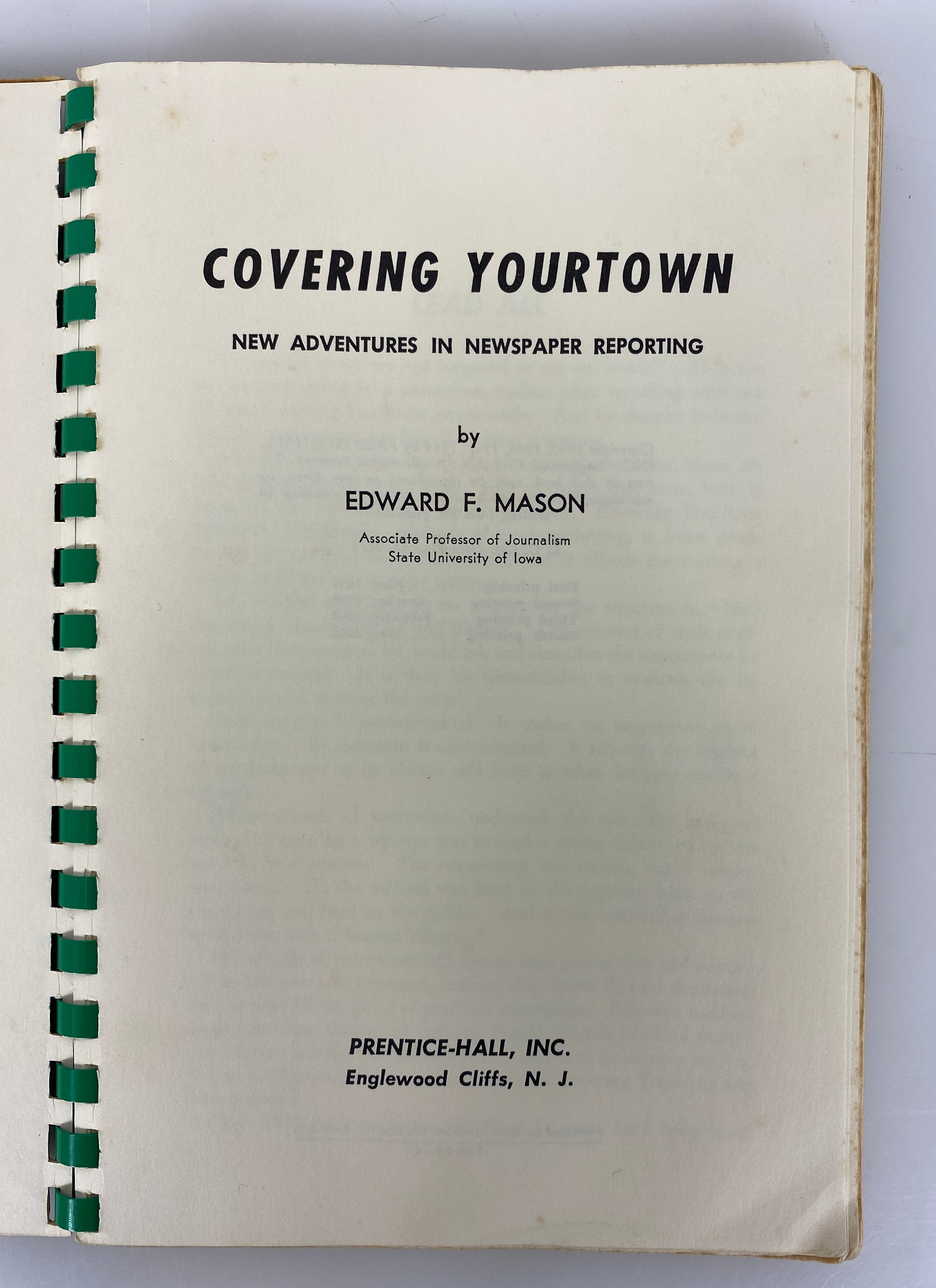 2 Vintage Journalism Textbooks: Press Time/Covering Yourtown 1962-69