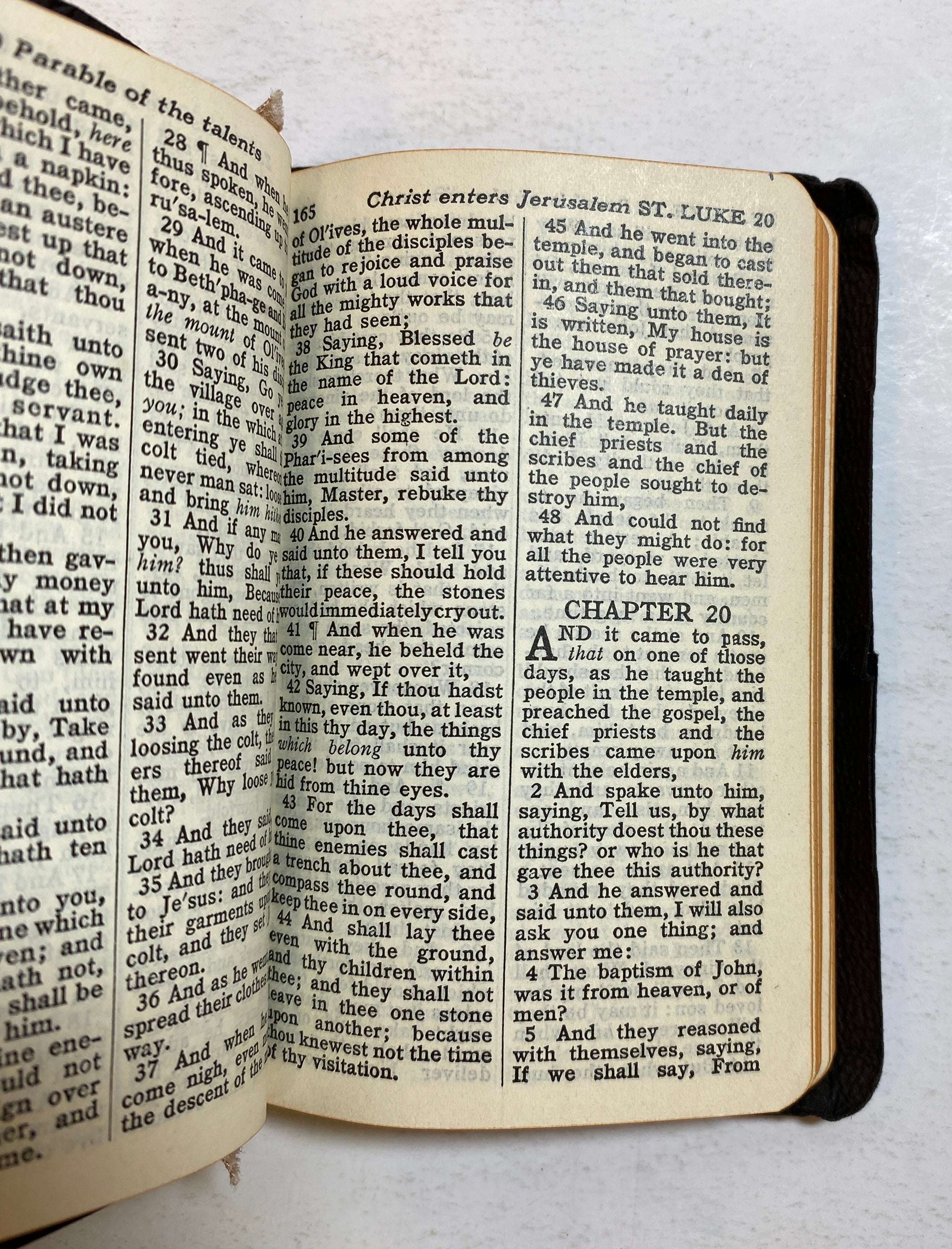 2 Vintage Pocket Sized Books: The New Testament/Ye Shall Receive Power SC