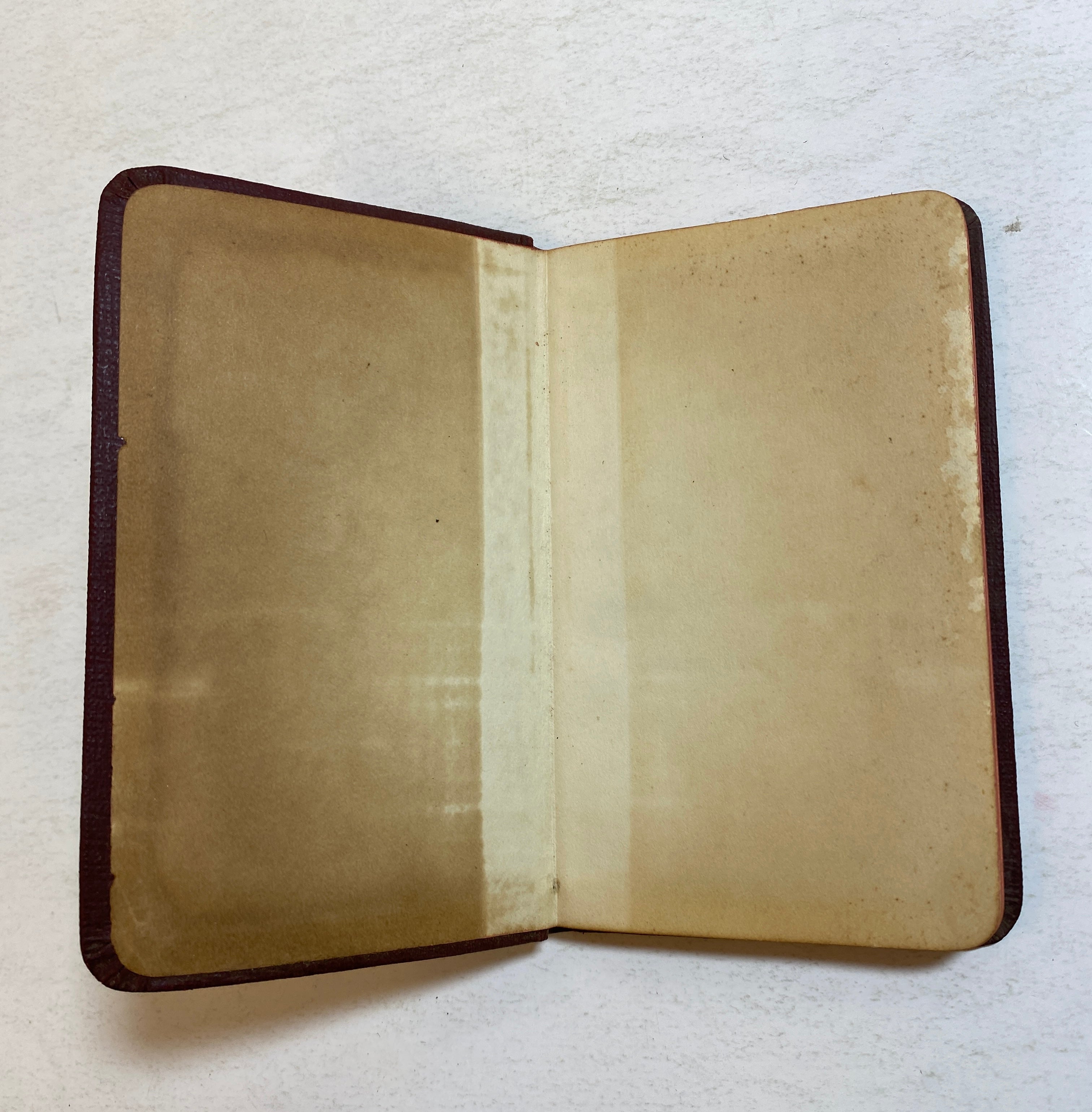 2 Vintage Pocket Sized Books: The New Testament/Ye Shall Receive Power SC