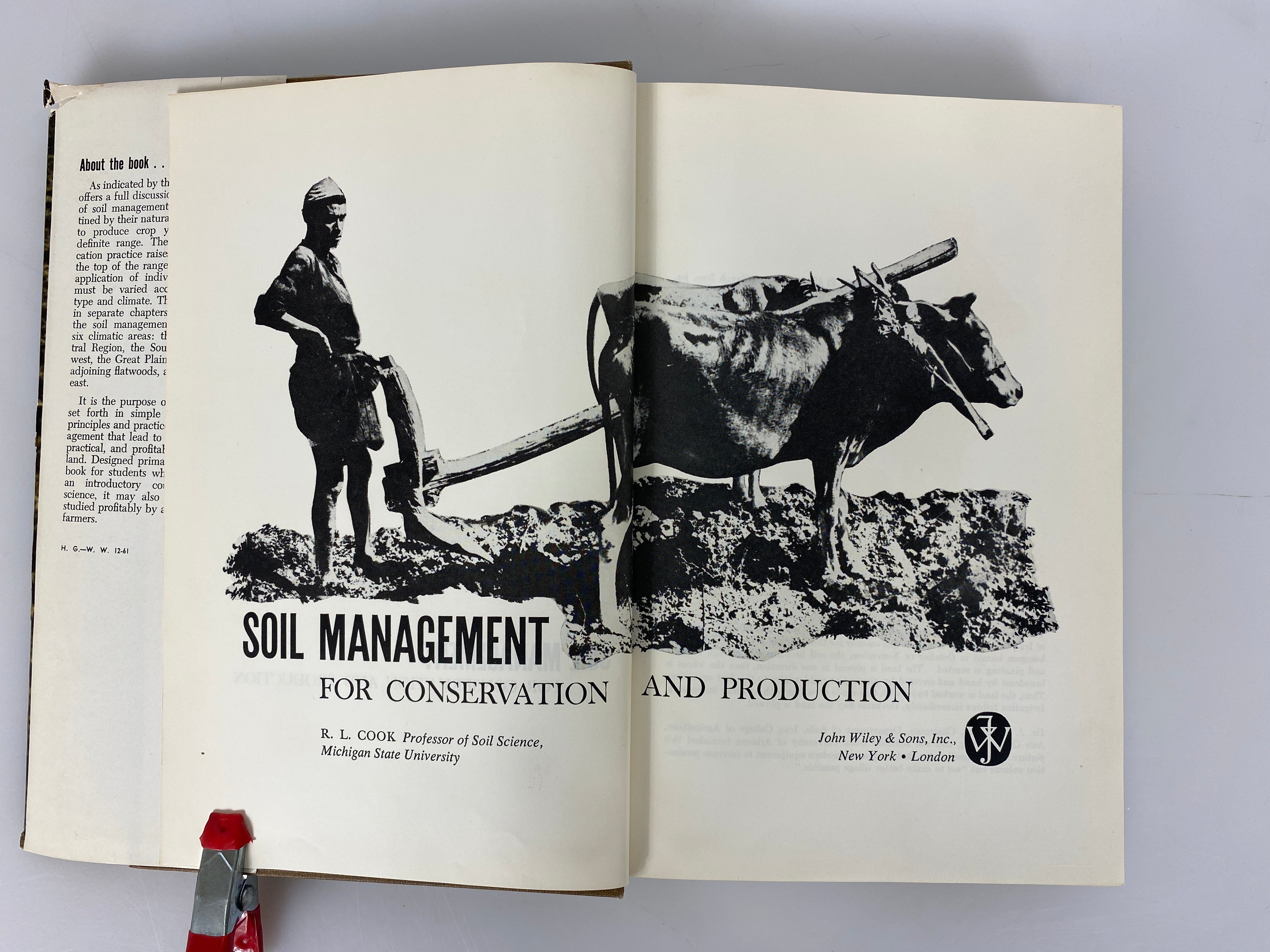 2 Vols: Crop Growth & Culture/Soil Management for Conservation & Production HC